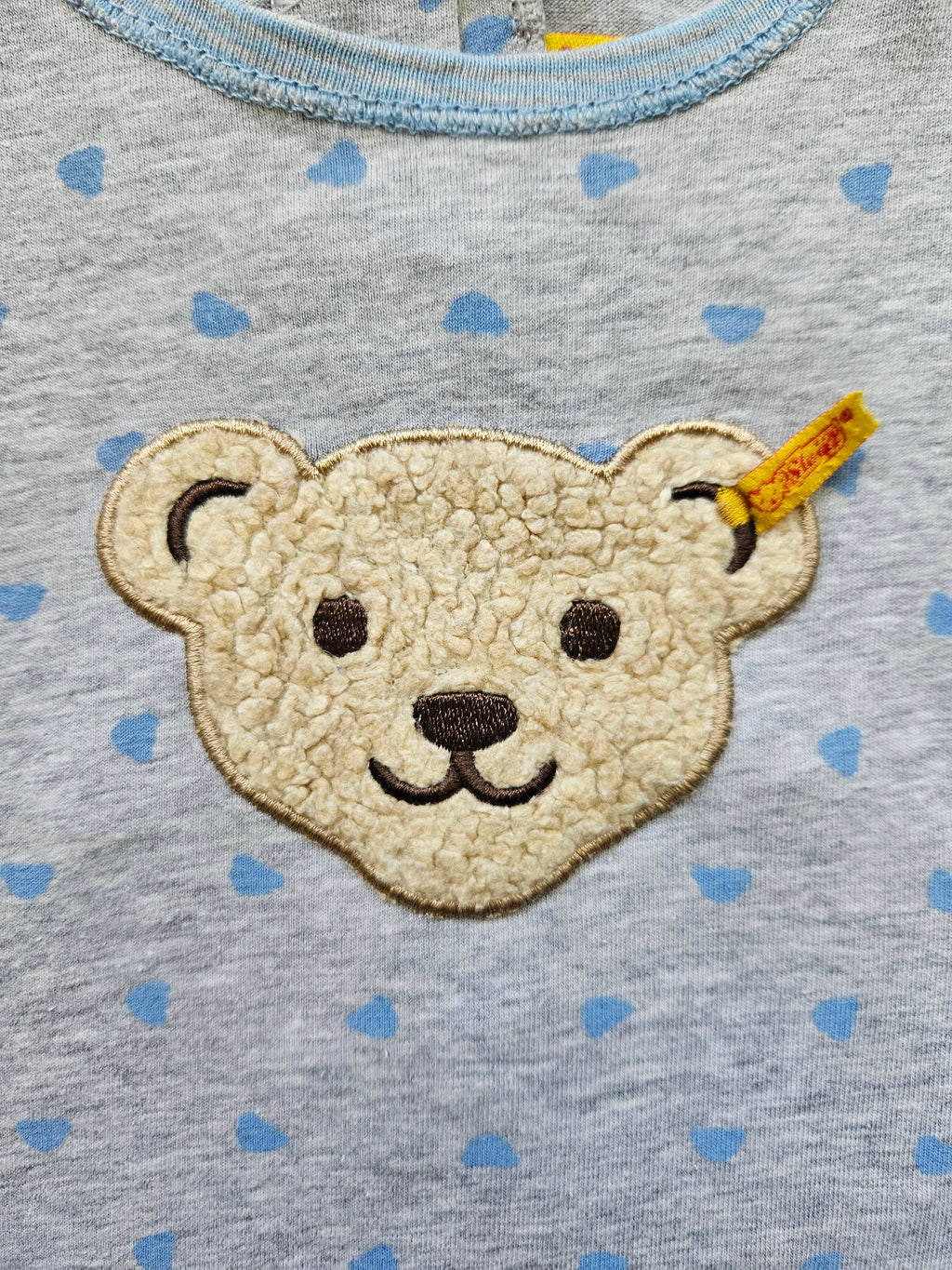 Steiff Baby-Strampler mit Teddy & Herzchen | Gr. 62