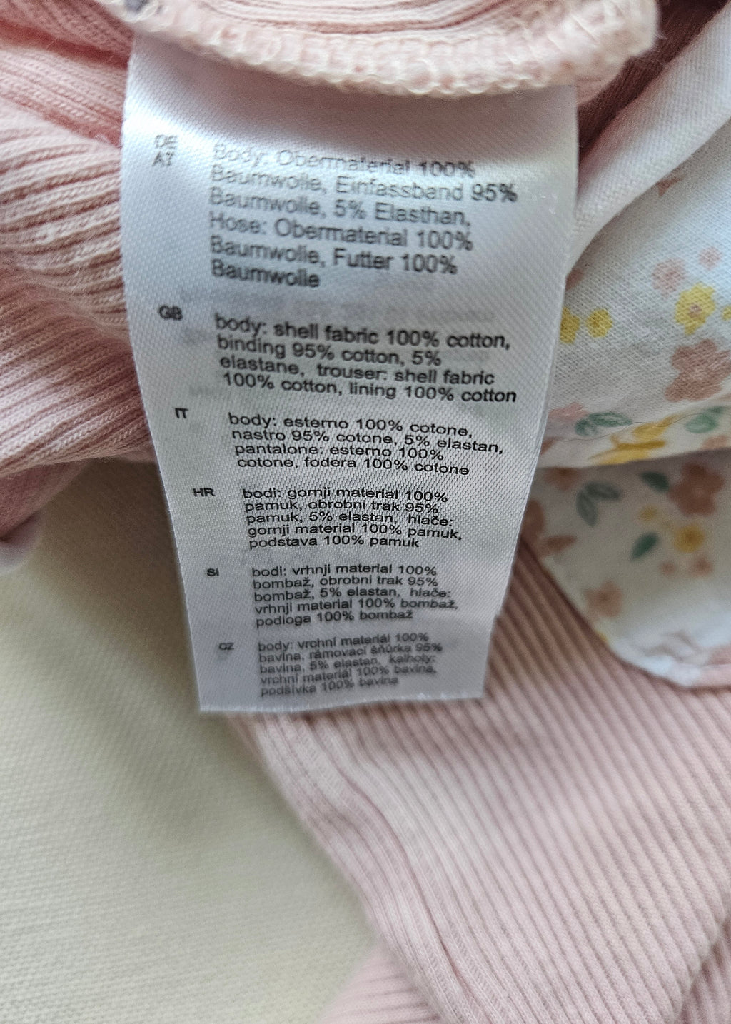 Liegelind 2-teiliges Baby-Set – Latzoverall & Blumenbody | Gr. 62/68