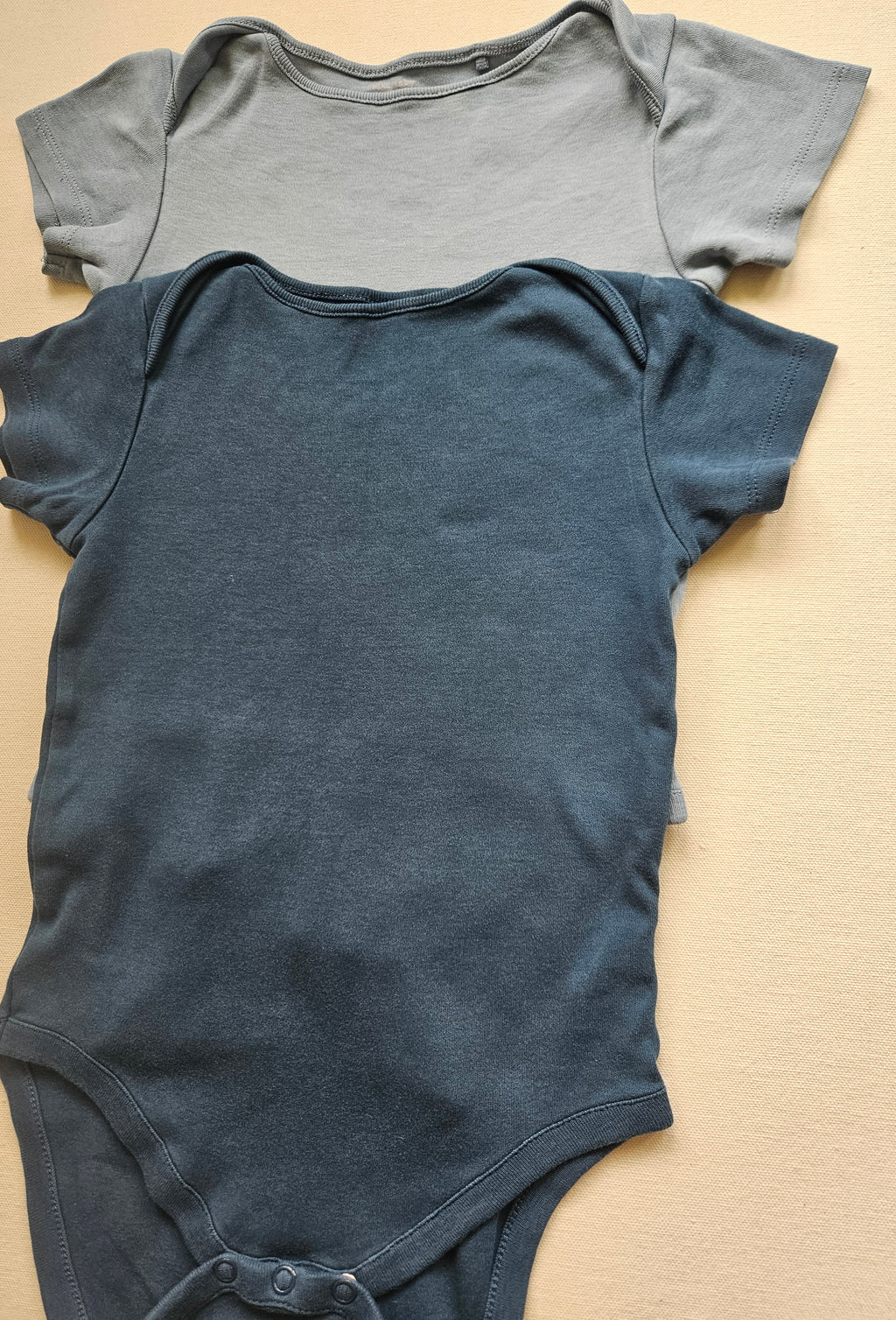 Next 2er-Set Kurzarmbodys in Blau | Gr. 98