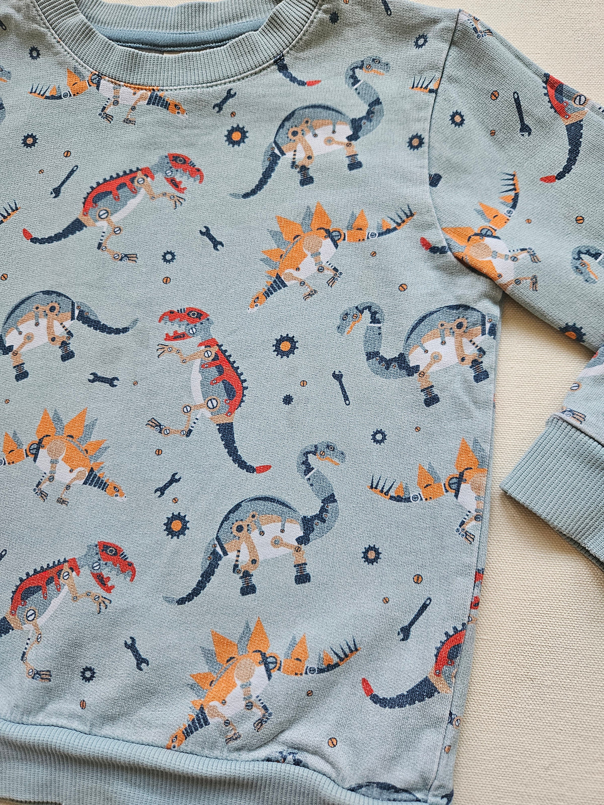 ALANA & NEXT Jungen-Set – Dino-Sweatshirt & Jogginghose 🦕 | Gr. 98