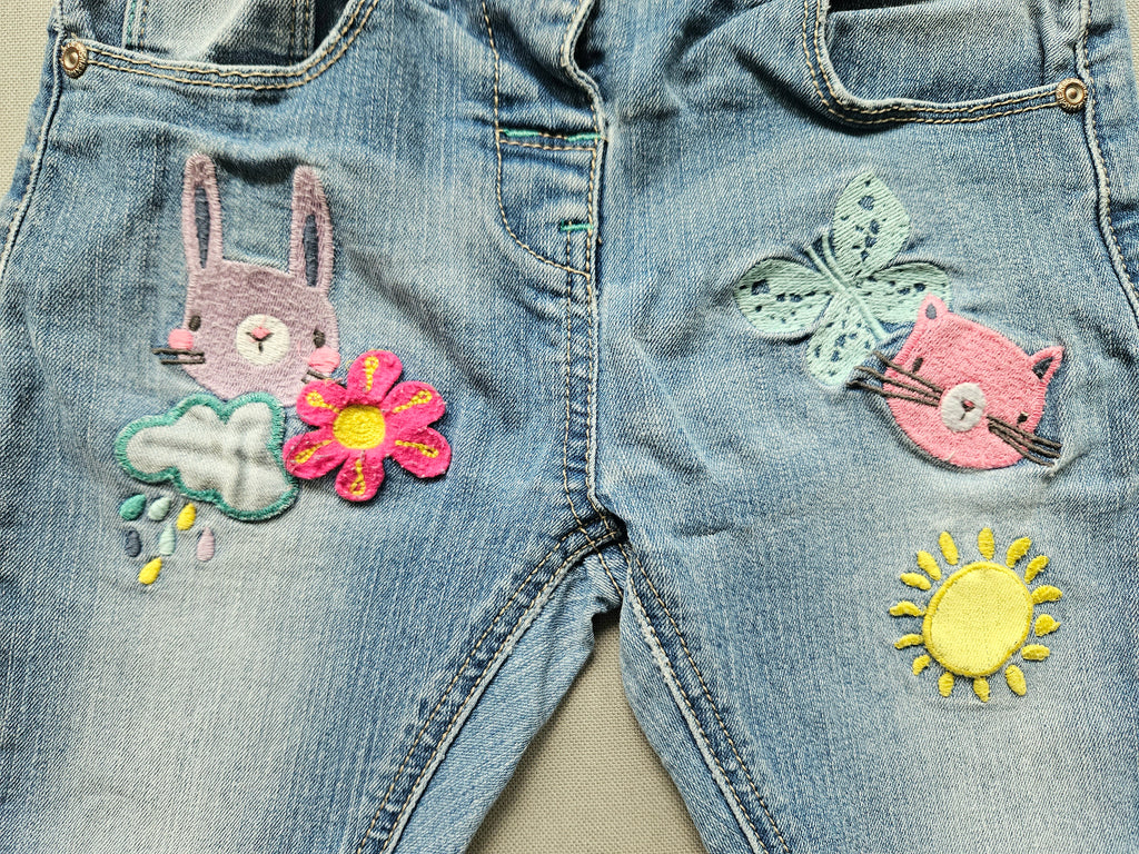 Jeansshorts mit Stickereien - Größe 116 - NEXT