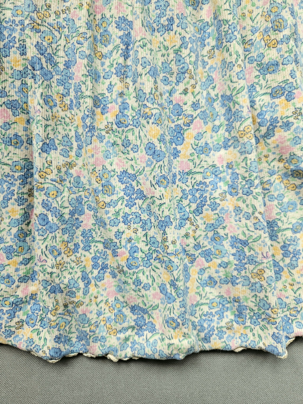 Sommerkleid mit Blumenmuster – Größe 104 – Next