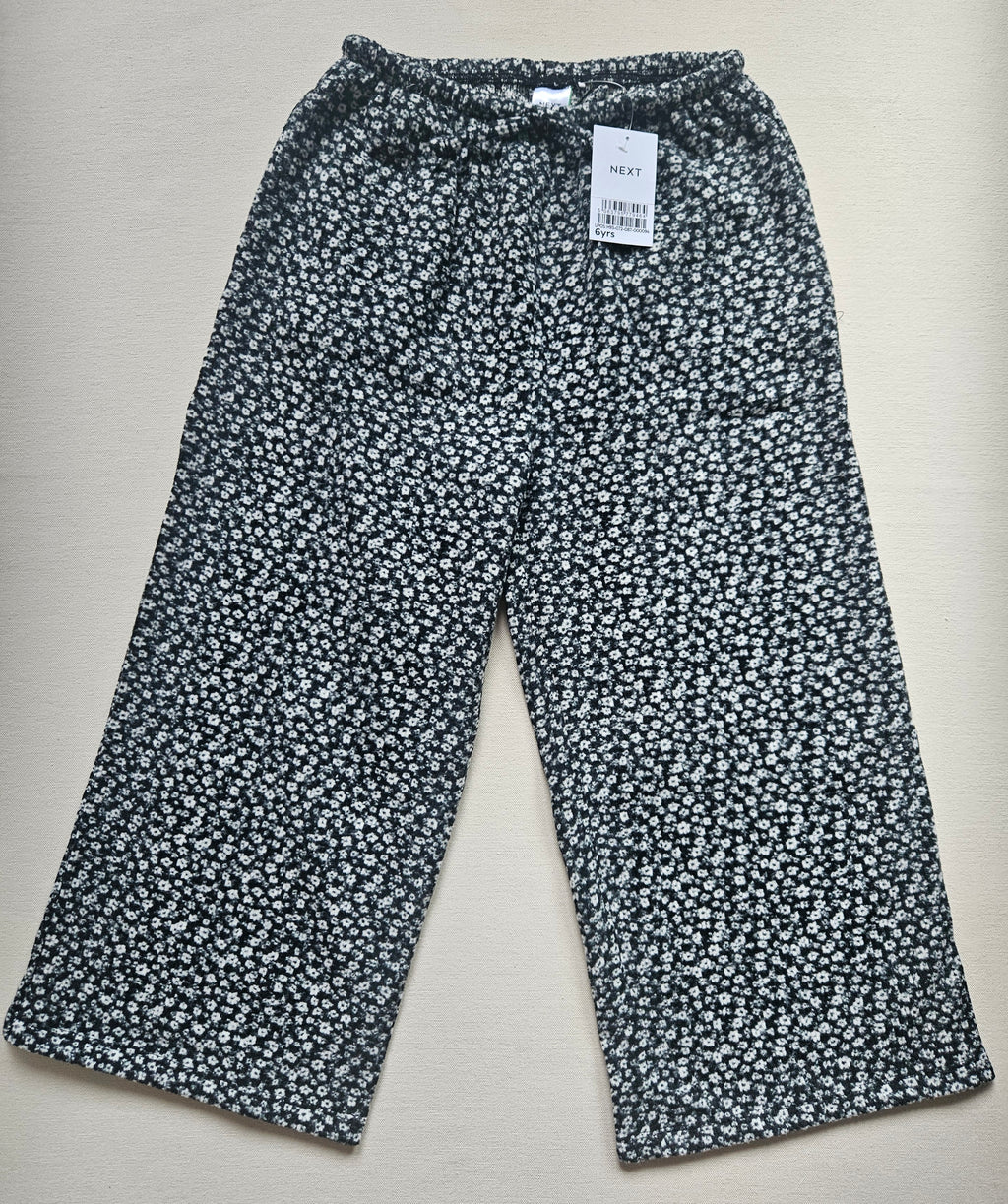 Next Weite Hose mit Blumenmuster | Gr. 116 | Neu mit Etikett