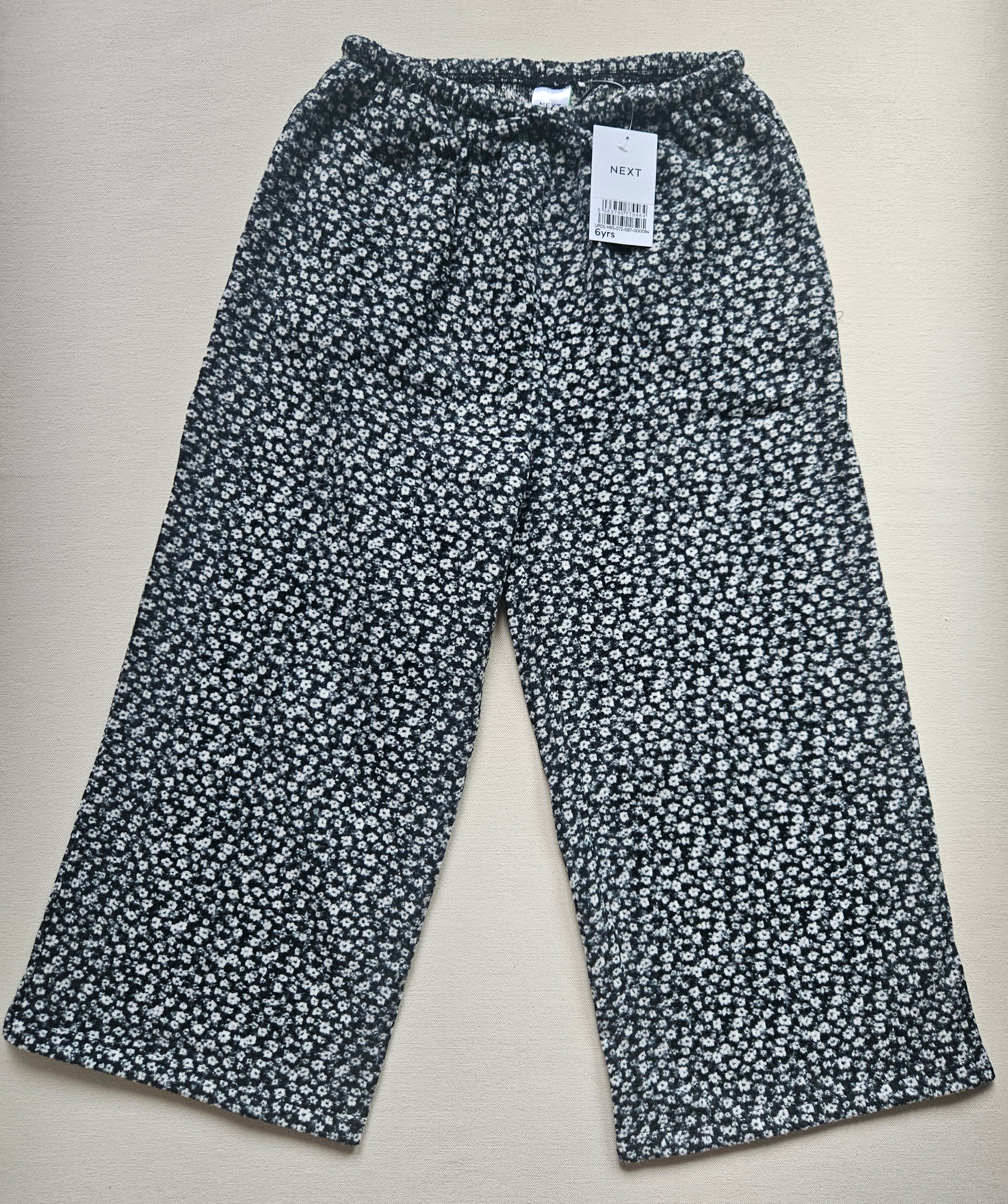 Next Weite Hose mit Blumenmuster | Gr. 116 | Neu mit Etikett