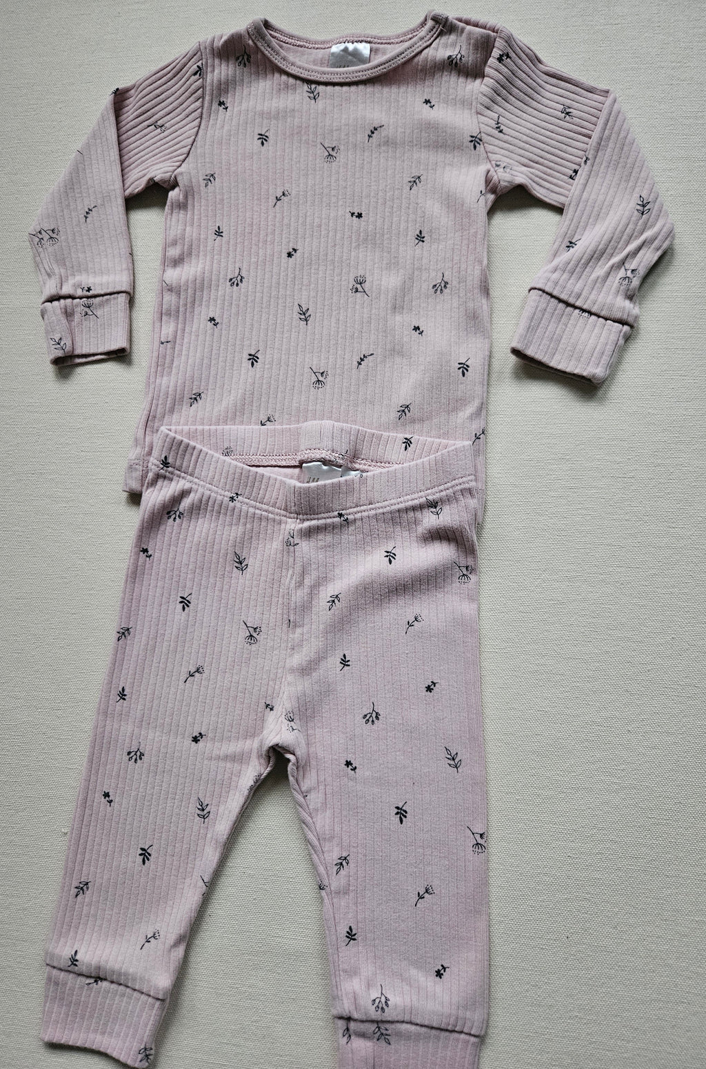 H&M 2-teiliges Ripp-Set mit Blumenprint 🌸 | Gr. 68