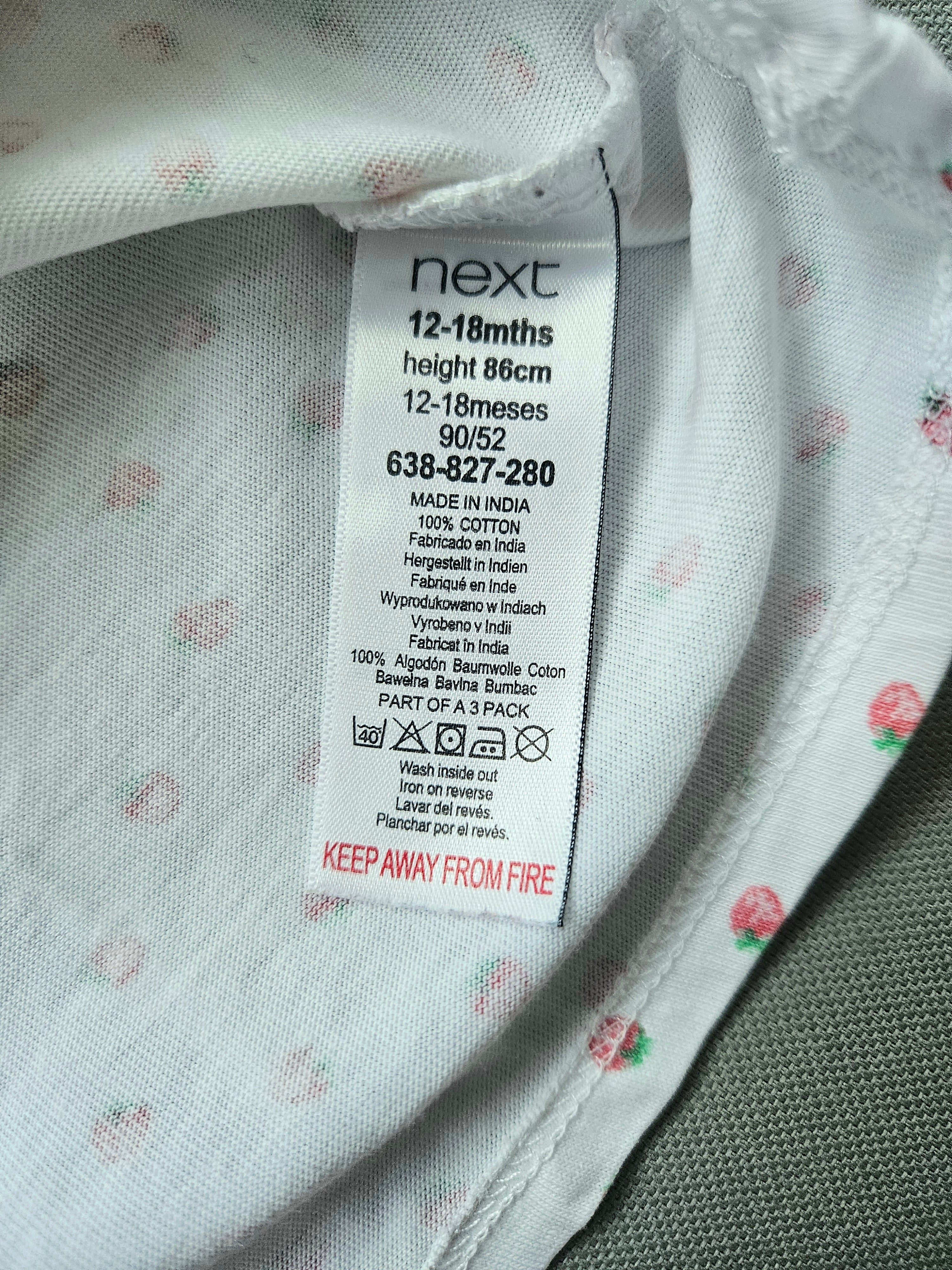 Next Shirt mit Erdbeerprint & Rüsche 🍓 | Gr. 86