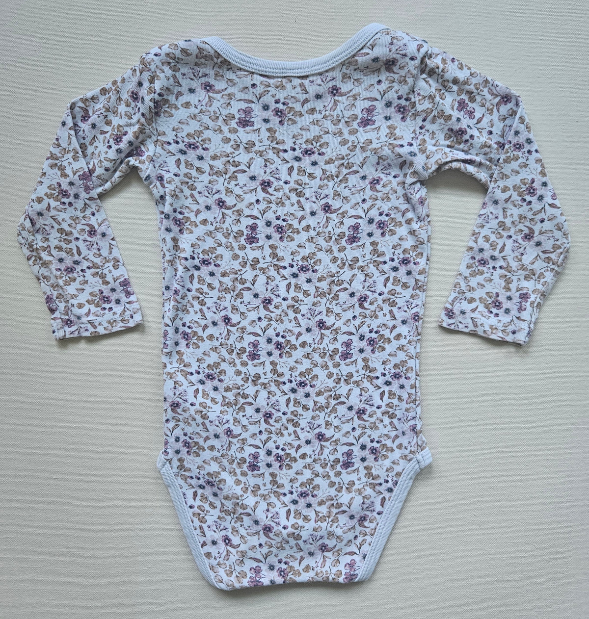 Name It Langarmbody mit Blumenprint 🌸 | Gr. 80