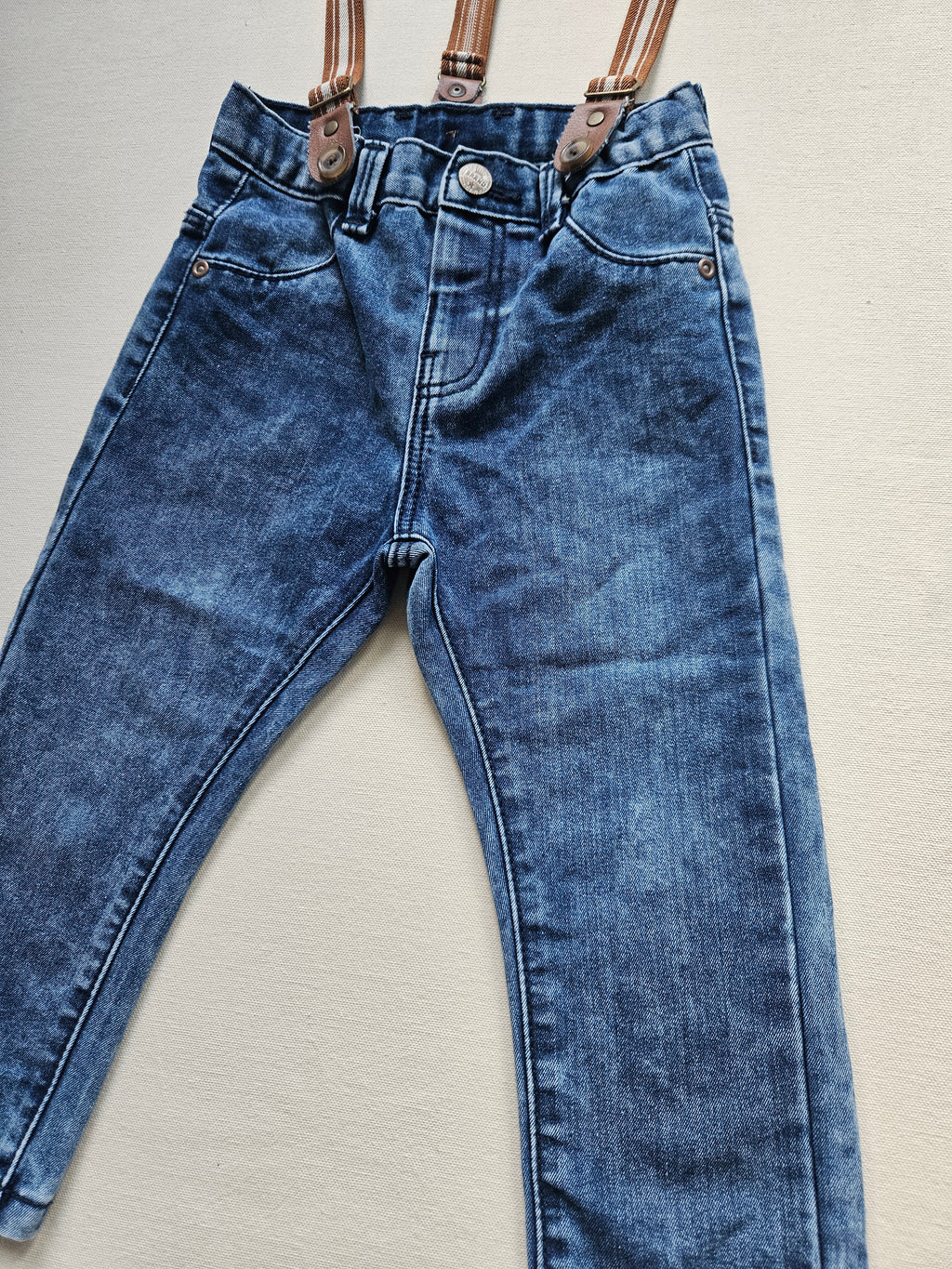 Hema Jeans mit Hosenträgern | Gr. 92