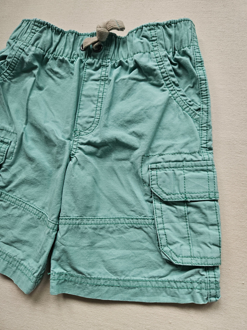 Carter's Cargo-Shorts in Mint | Gr. 104