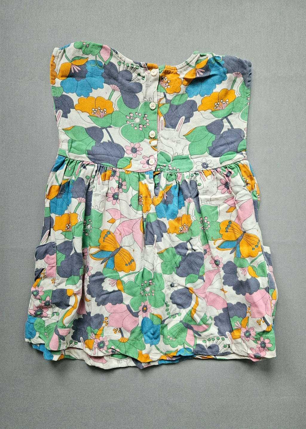 Sommerkleid mit Blumen & Häschen – Größe 104 – NEXT