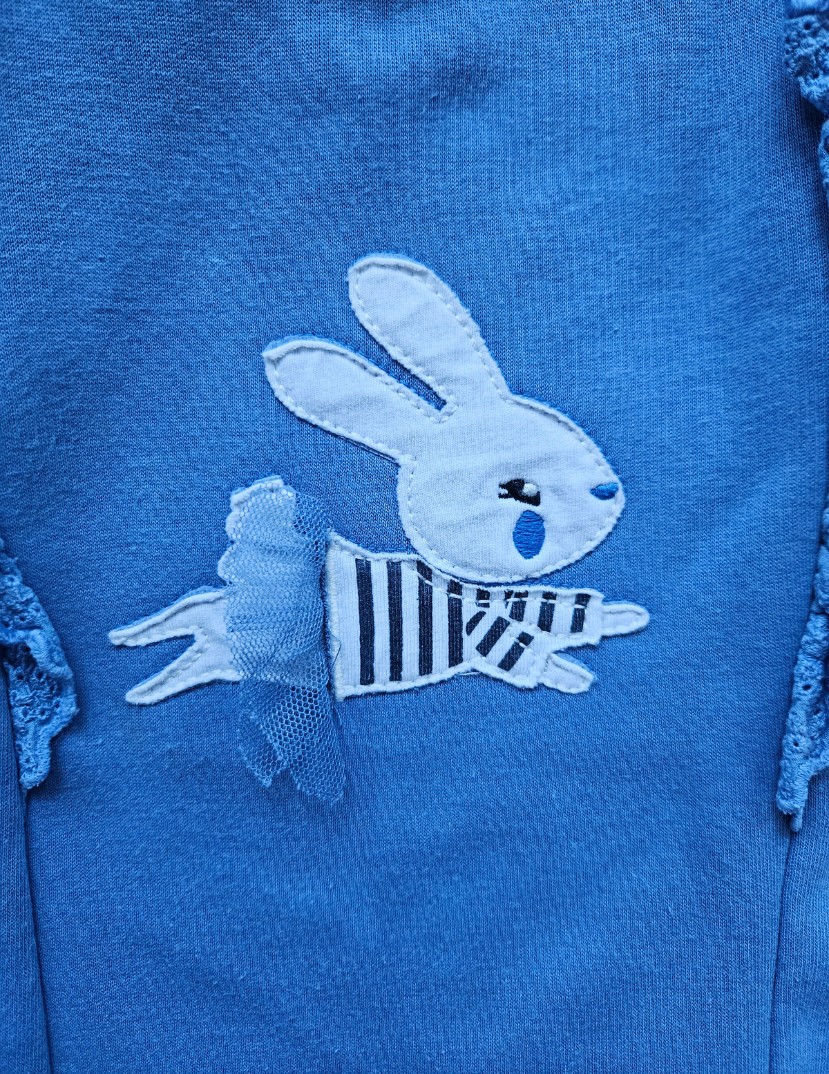 Sergent Major Mädchen-Sweatshirt mit Häschen & Spitzenrüschen 🐇 | Gr. 98