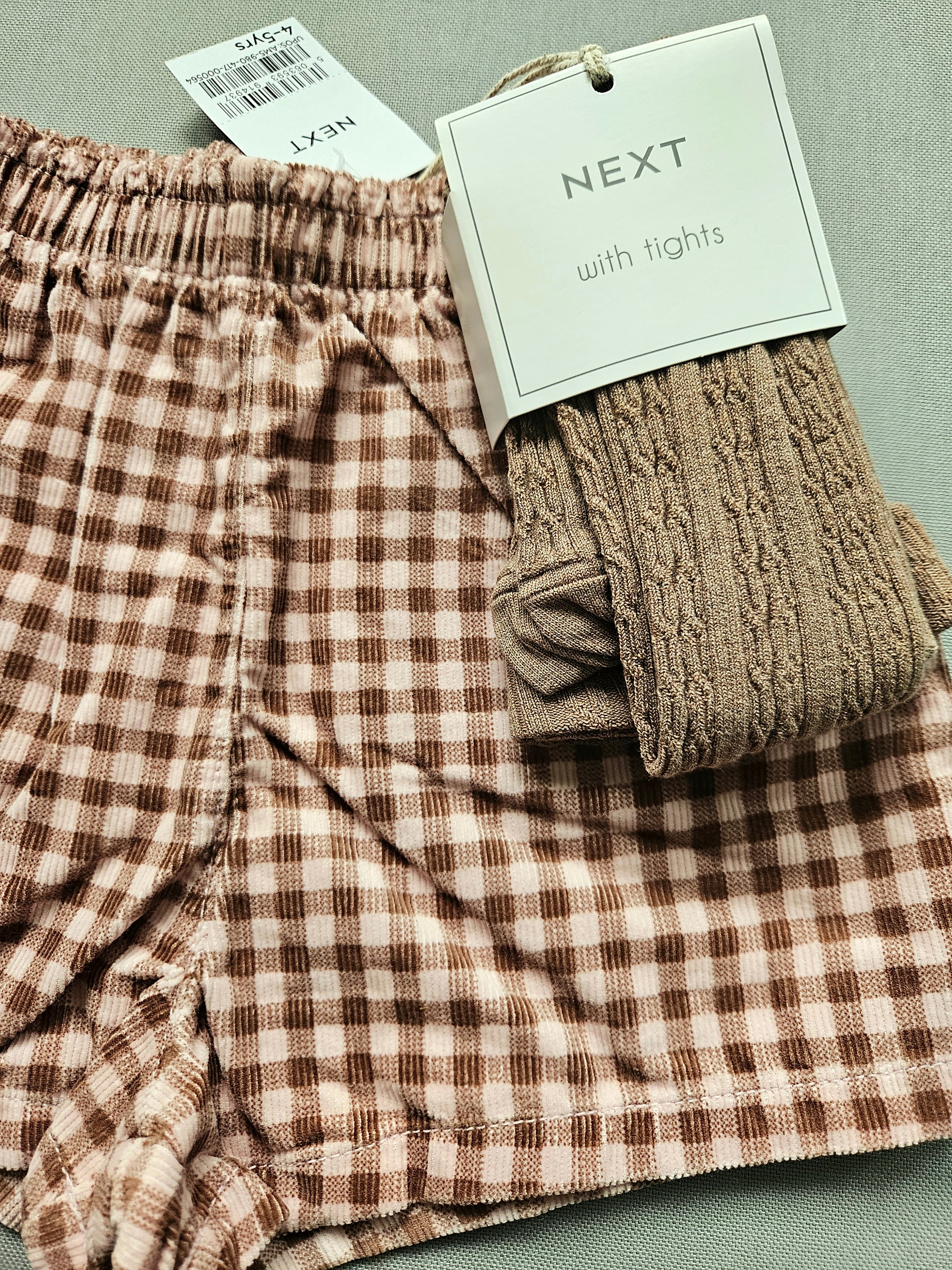 Outfit Set - Shorts & Strumpfhose - NEU - Größe 110 - NEXT