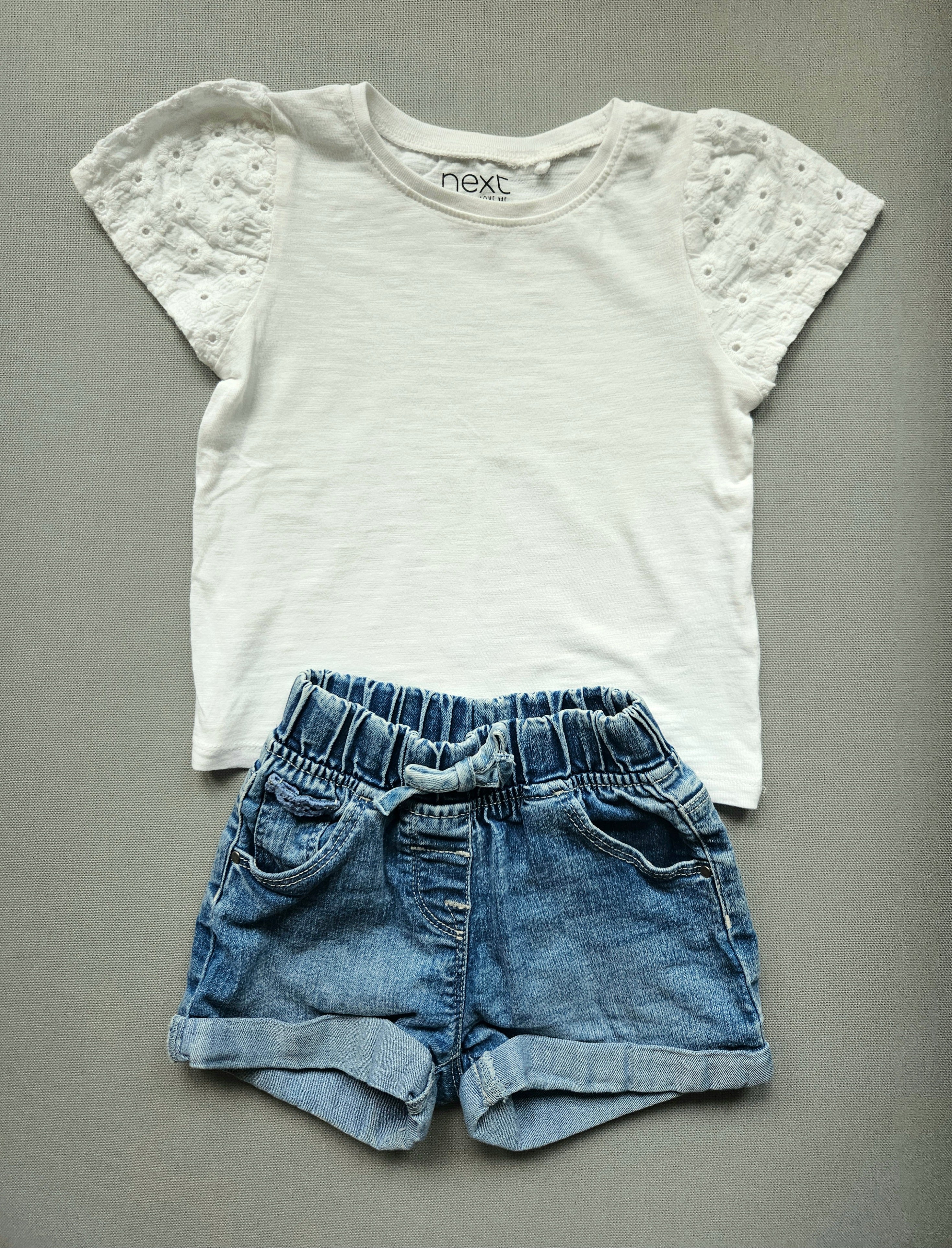 Sommer-Outfit Jeansshorts + Shirt - Größe 86 - NEXT