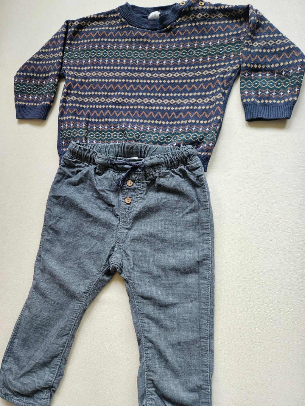 H&M Baby Set Strickpullover & gefütterte Feincordhose | Gr. 80
