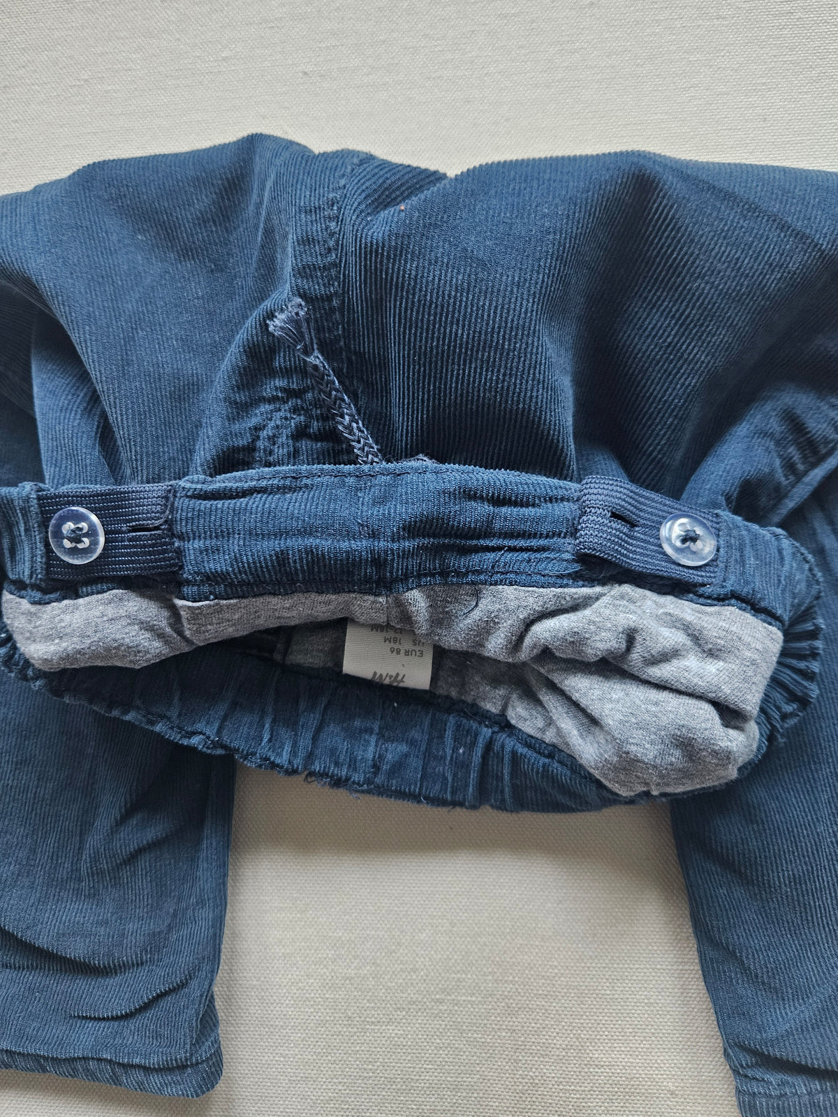 NEXT & H&M Jungen Outfit Rakete mit gefütterter Cordhose 🚀 | Gr. 86