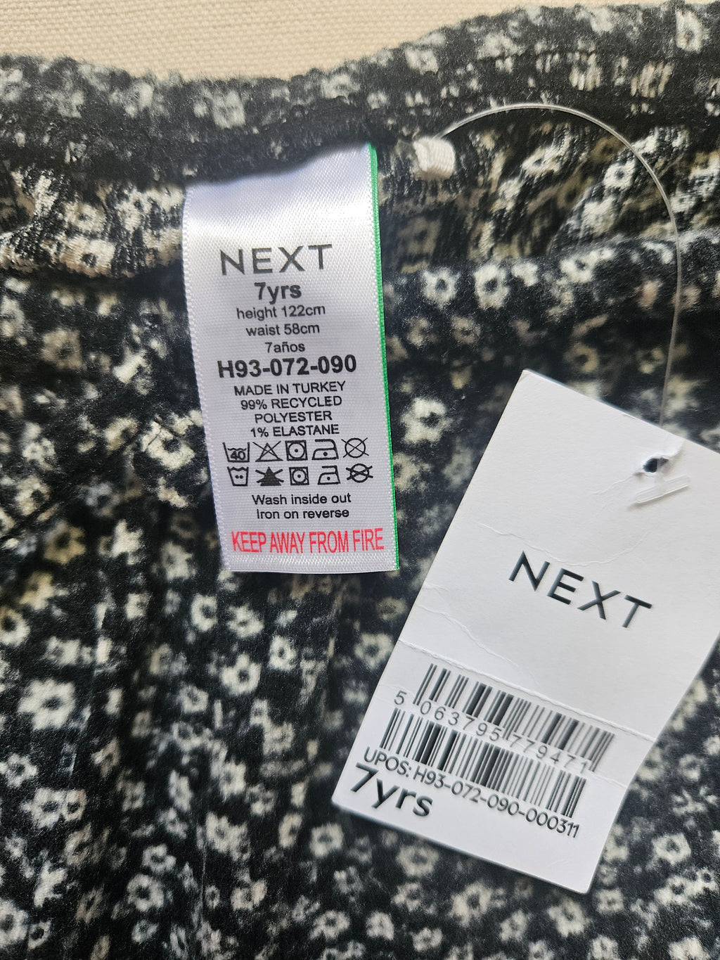 Next Weite Hose mit Blumenmuster | Gr. 122 | Neu mit Etikett