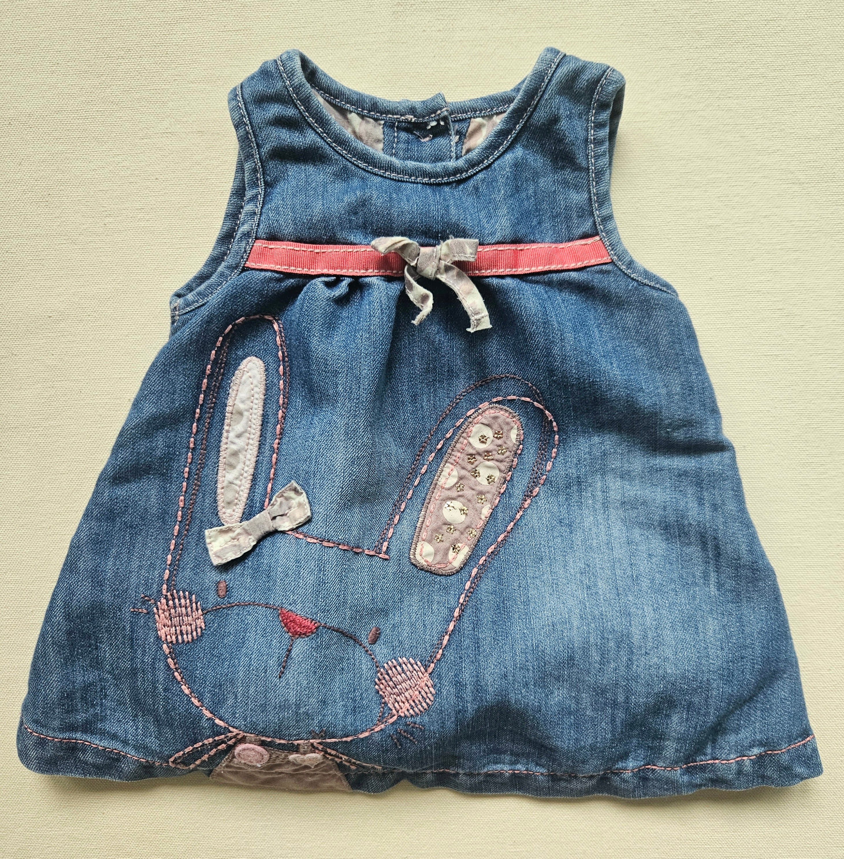 Next Jeanskleid mit Hasenmotiv 🐰 | Gr. 62