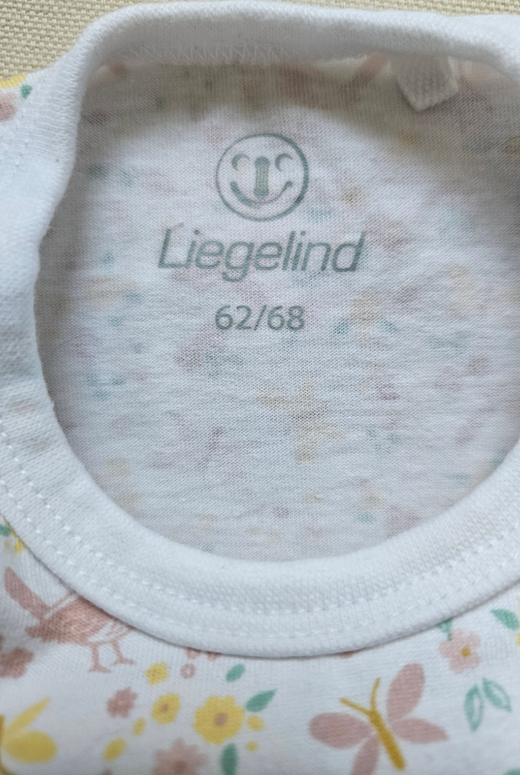 Liegelind 2-teiliges Baby-Set – Latzoverall & Blumenbody | Gr. 62/68