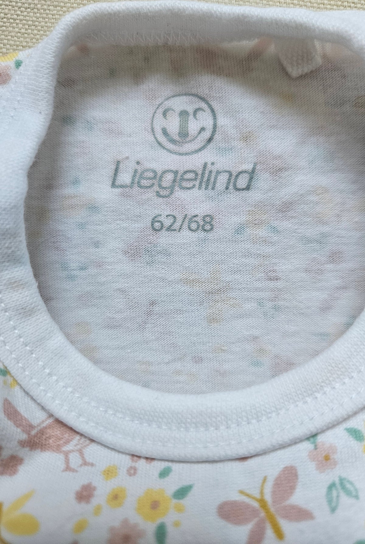 Liegelind 2-teiliges Baby-Set – Latzoverall & Blumenbody | Gr. 62/68