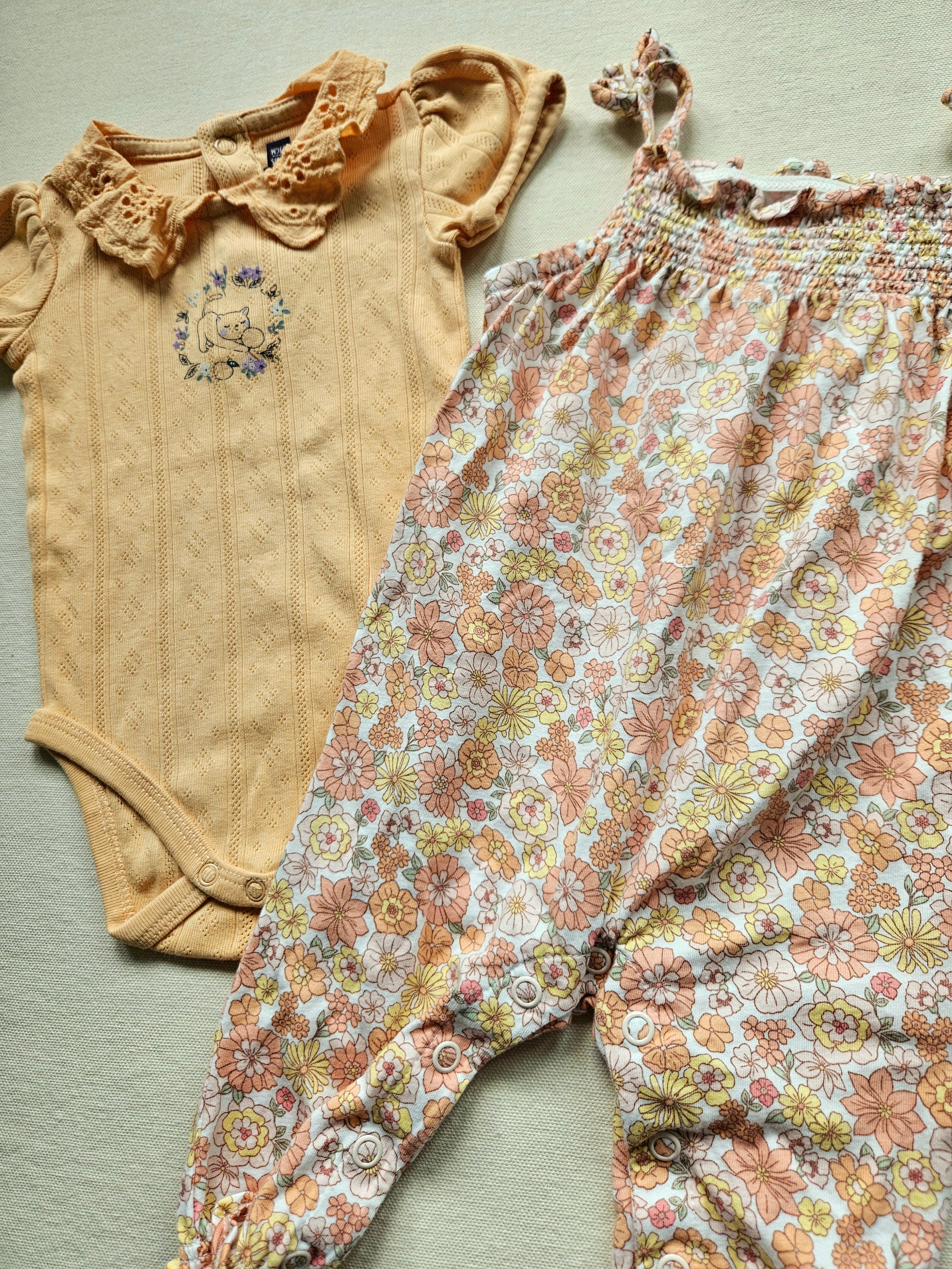 Sergent Major & Carter’s Set mit Body & Blumen-Strampler 🏵 | Gr. 62