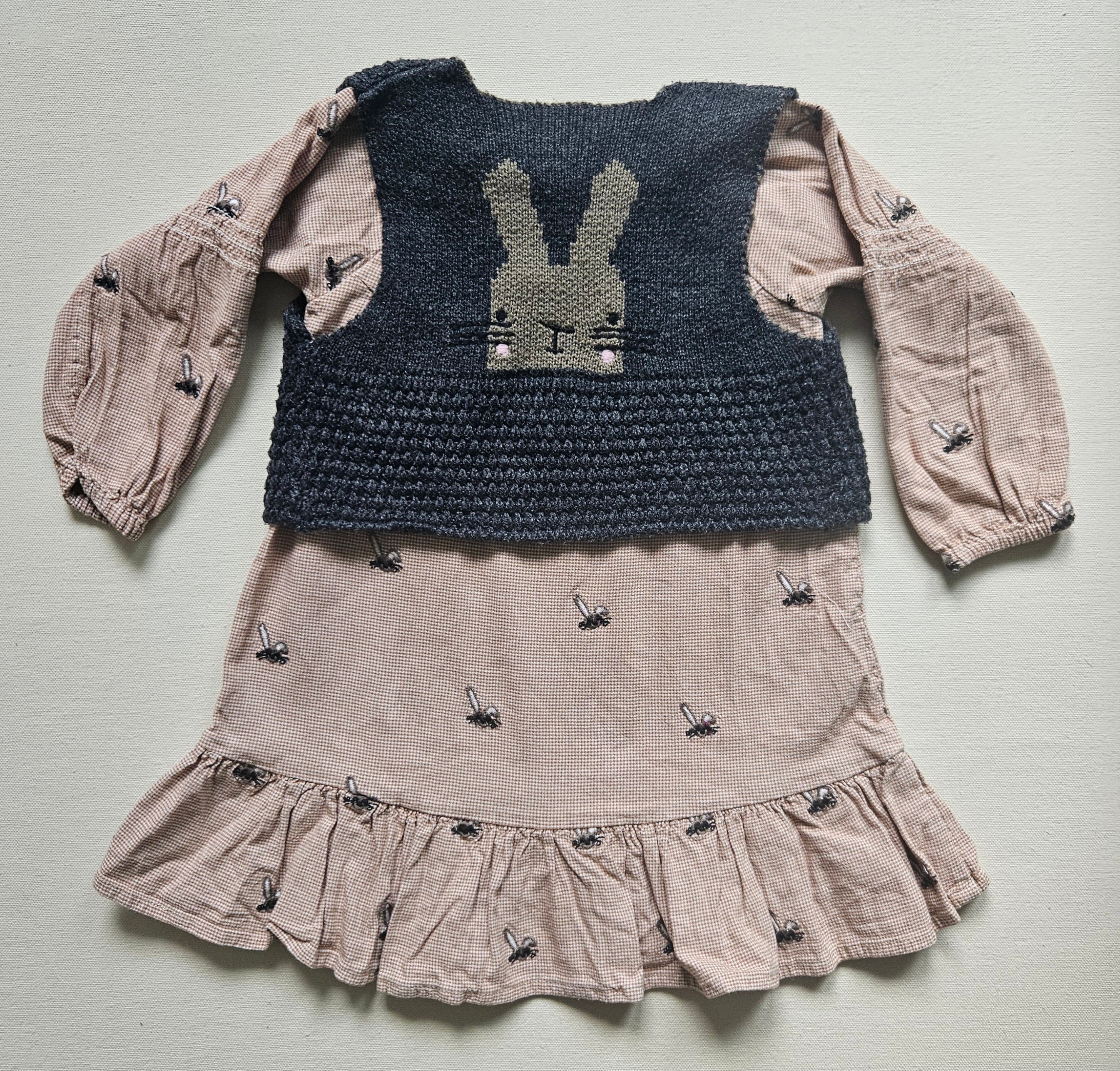 Next Kleid mit Strickweste & Häschen 🐰 | Gr. 80