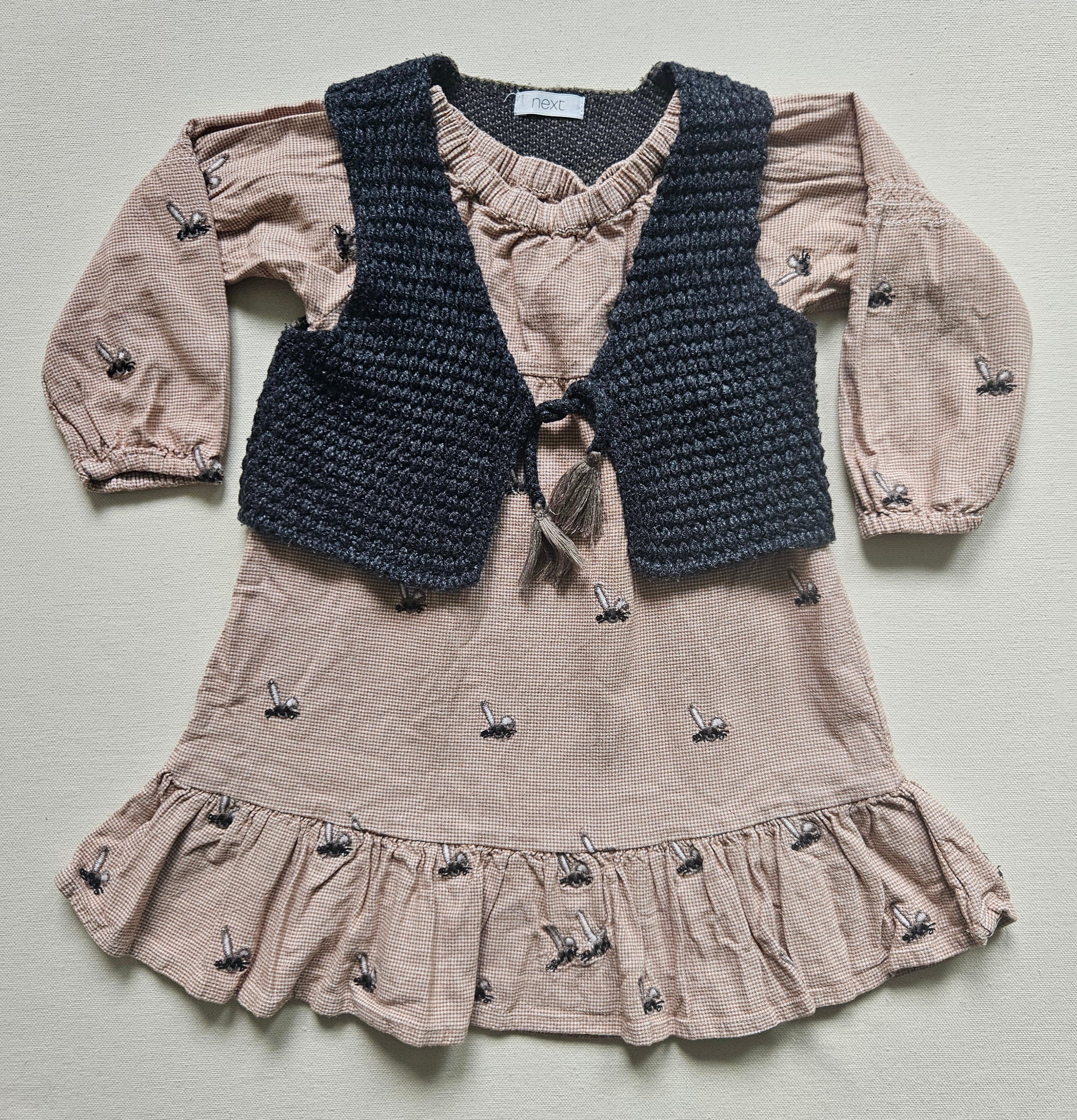 Next Kleid mit Strickweste & Häschen 🐰 | Gr. 80