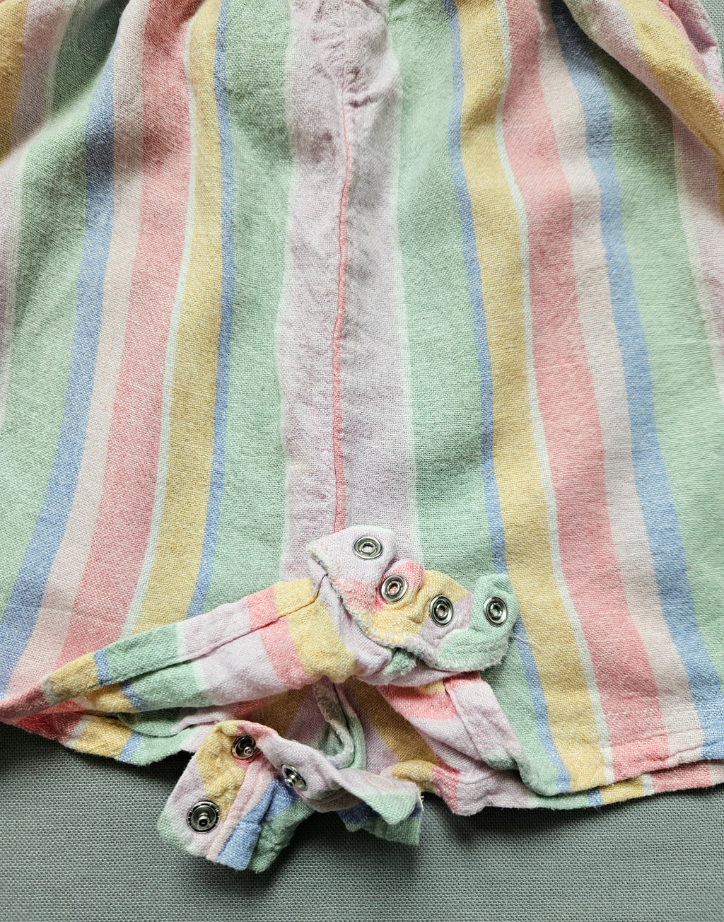 Next Sommer-Romper mit Pastellstreifen | Gr. 74