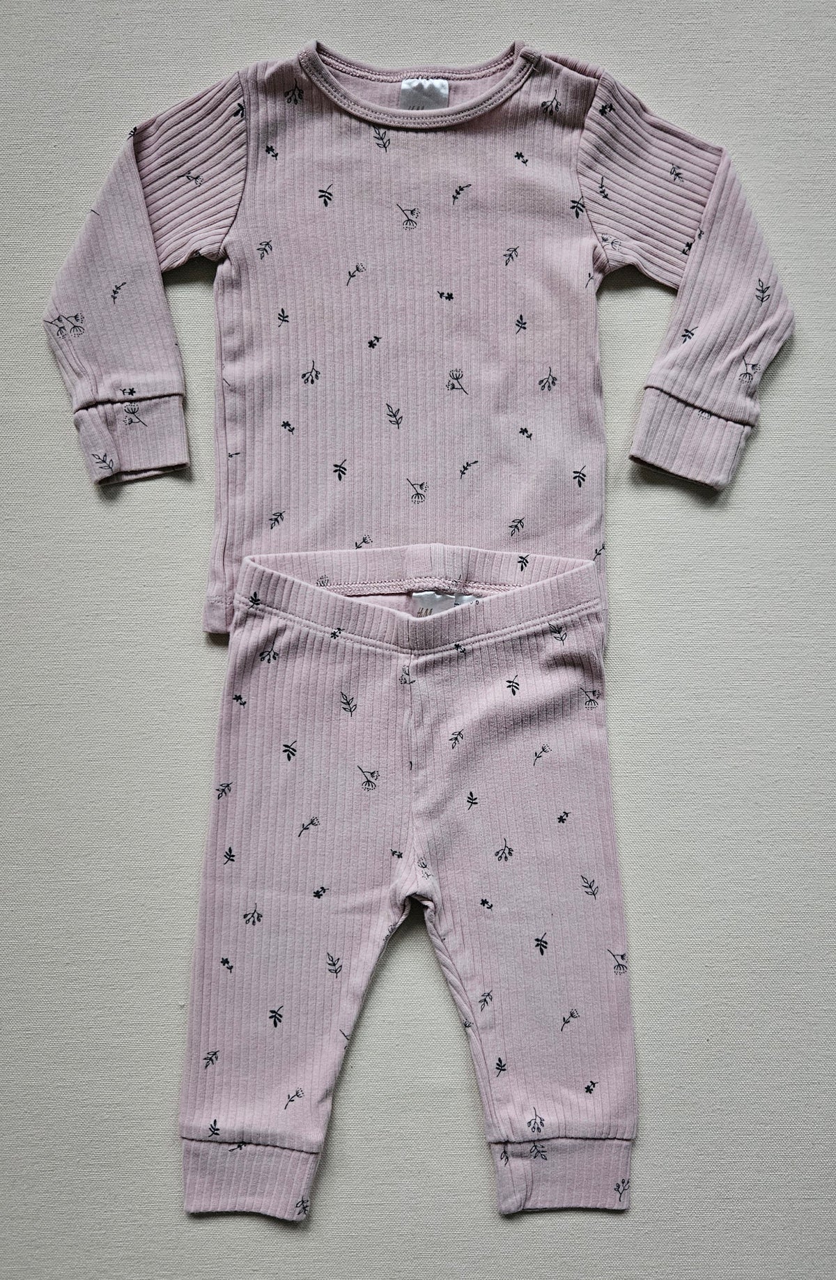 H&M 2-teiliges Ripp-Set mit Blumenprint 🌸 | Gr. 68