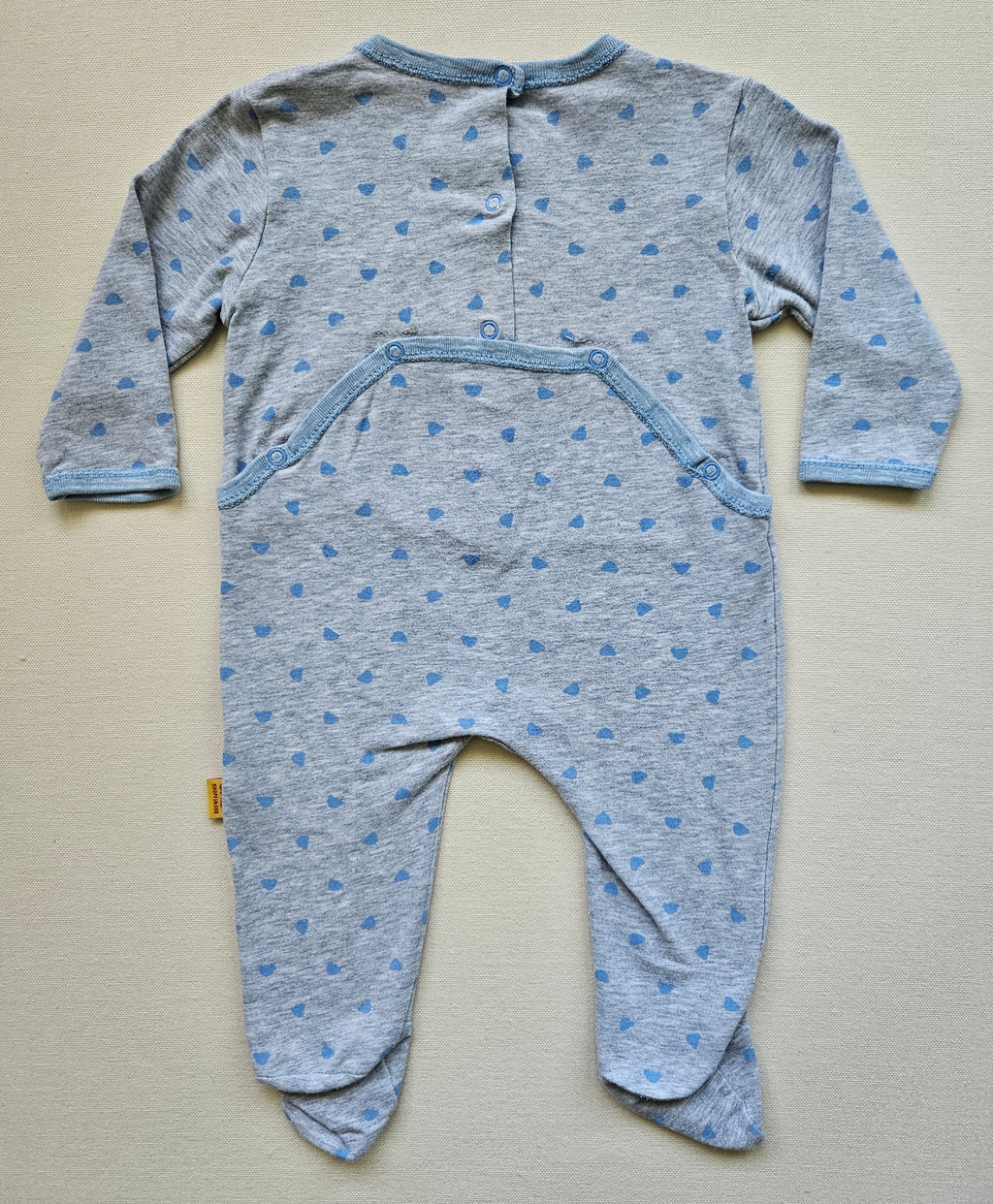 Steiff Baby-Strampler mit Teddy & Herzchen | Gr. 62