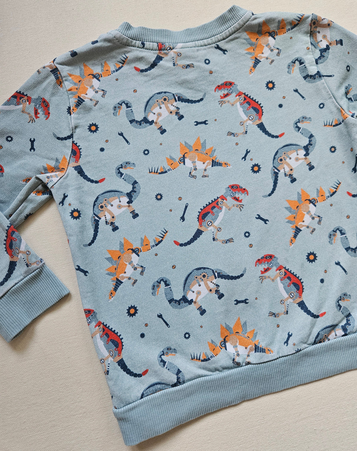 ALANA & NEXT Jungen-Set – Dino-Sweatshirt & Jogginghose 🦕 | Gr. 98