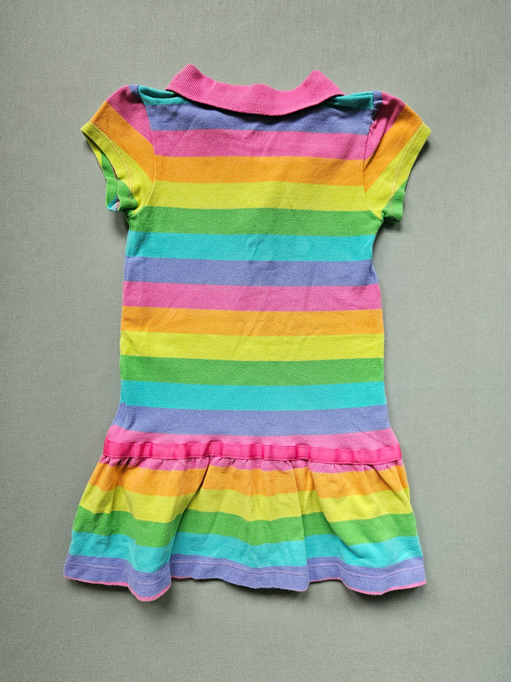 Bunt gestreiftes Sommerkleid – Größe 104 – Carter’s