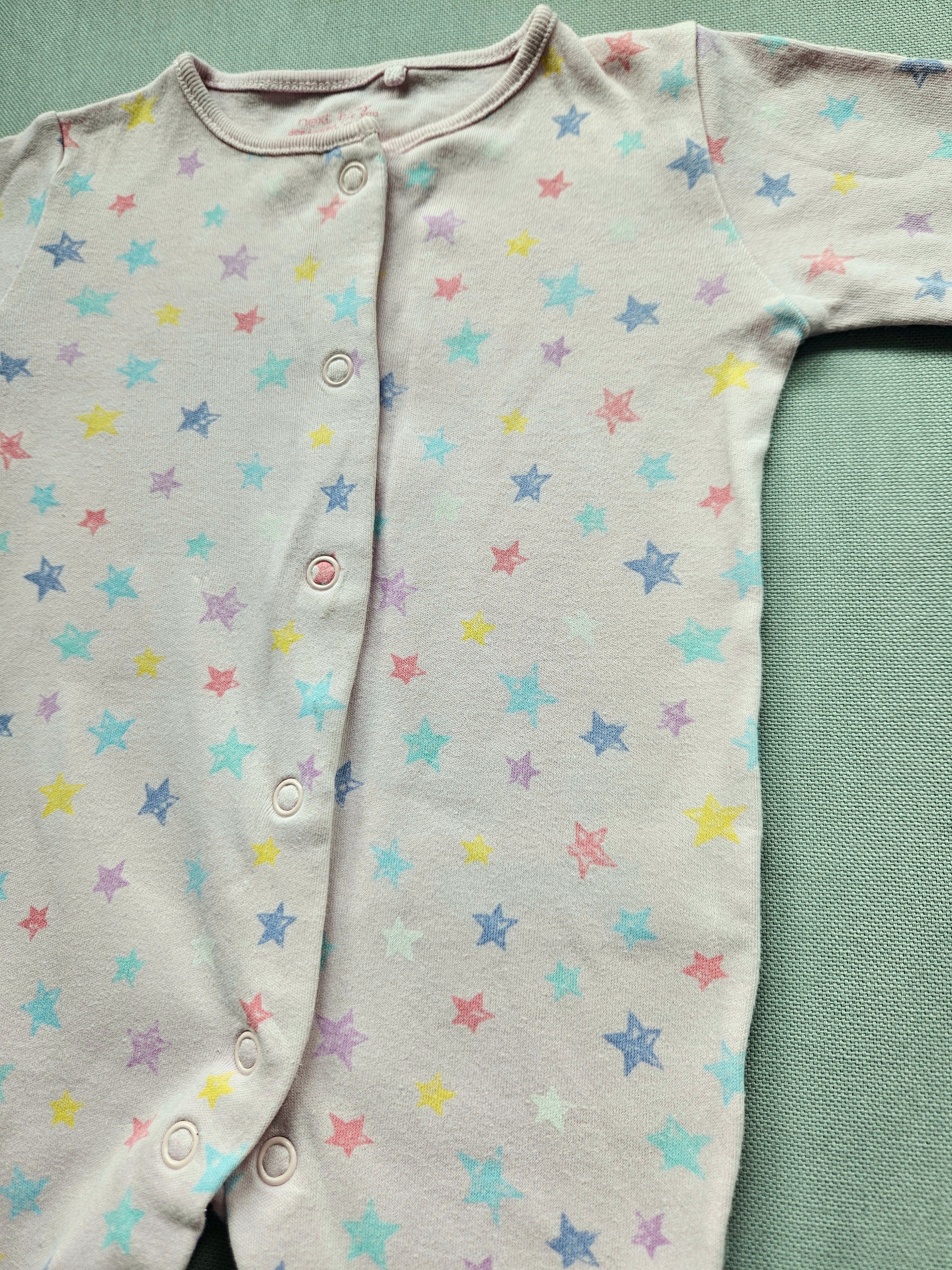 Next Baby Strampler mit buntem Sternenmuster ⭐️ | Gr. 56