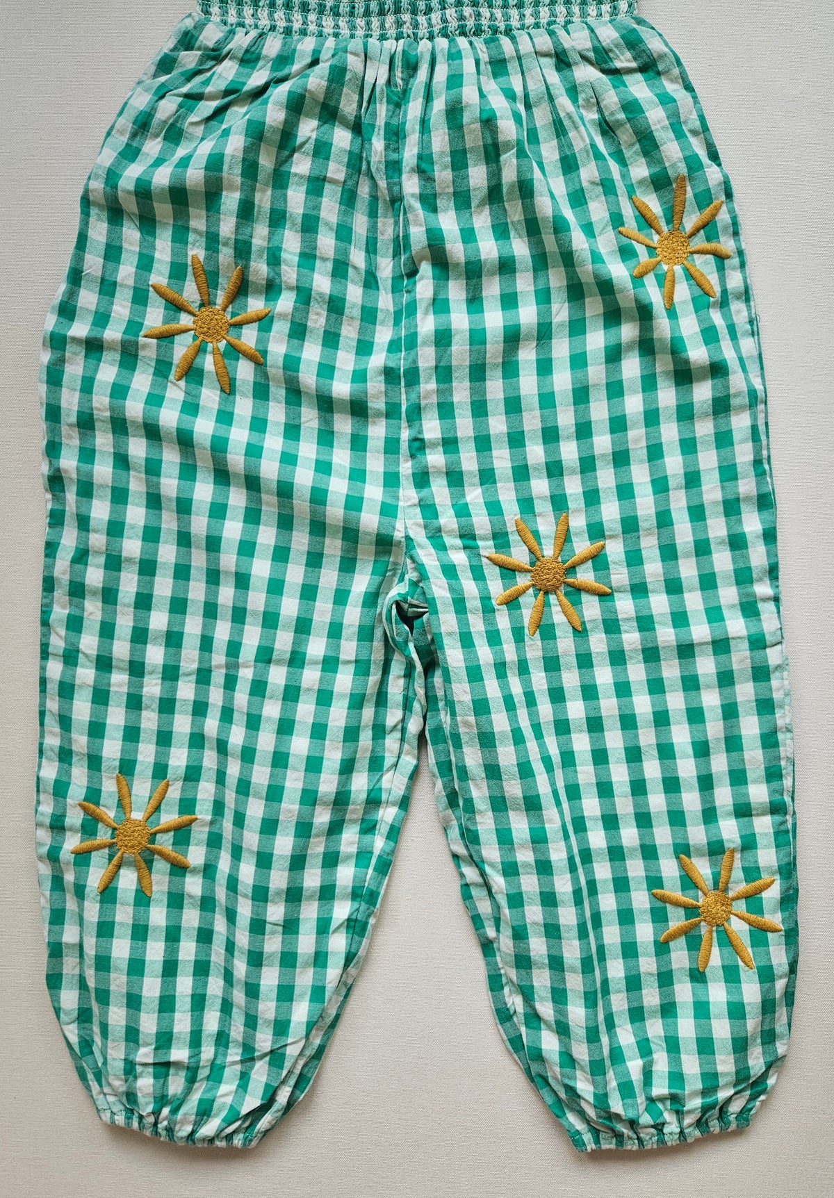 NEXT Mädchen Jumpsuit mit Sonnenblumen & Karomuster | Gr. 116