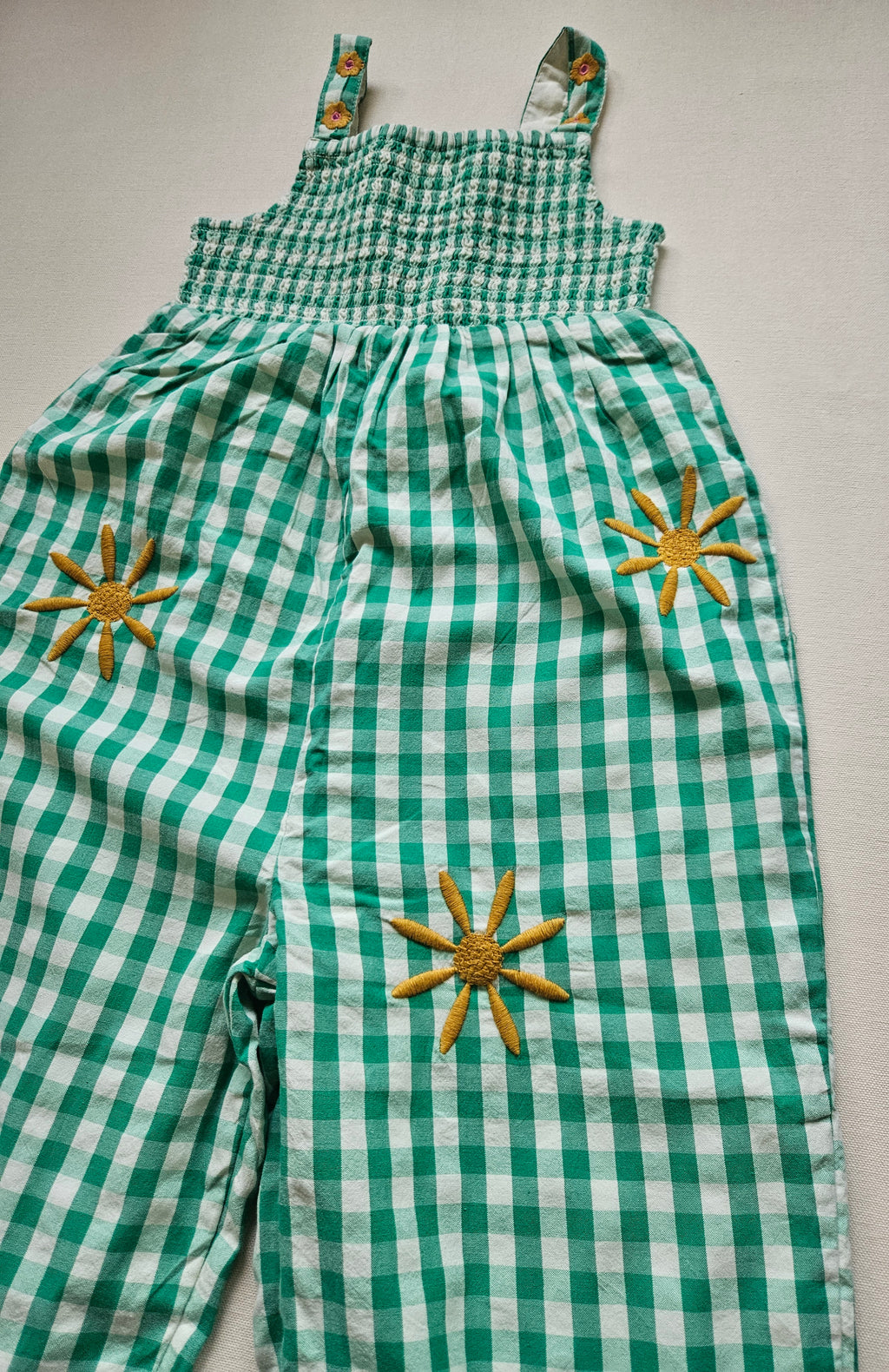 NEXT Mädchen Jumpsuit mit Sonnenblumen & Karomuster | Gr. 116