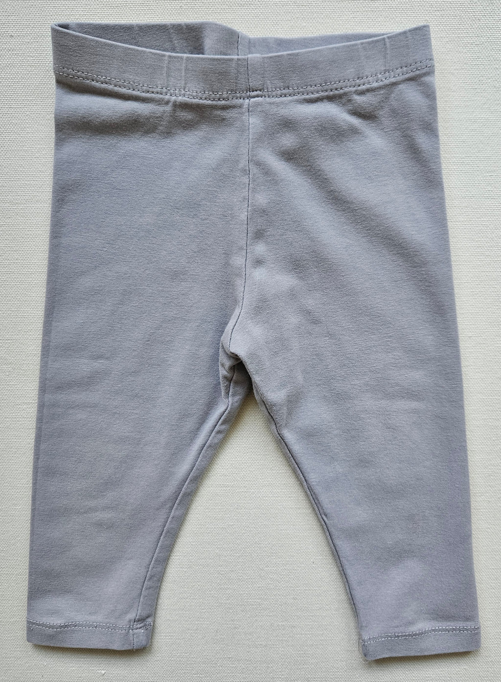 H&M Baby-Set – Gemusterte Strickjacke & Leggings | Gr. 68