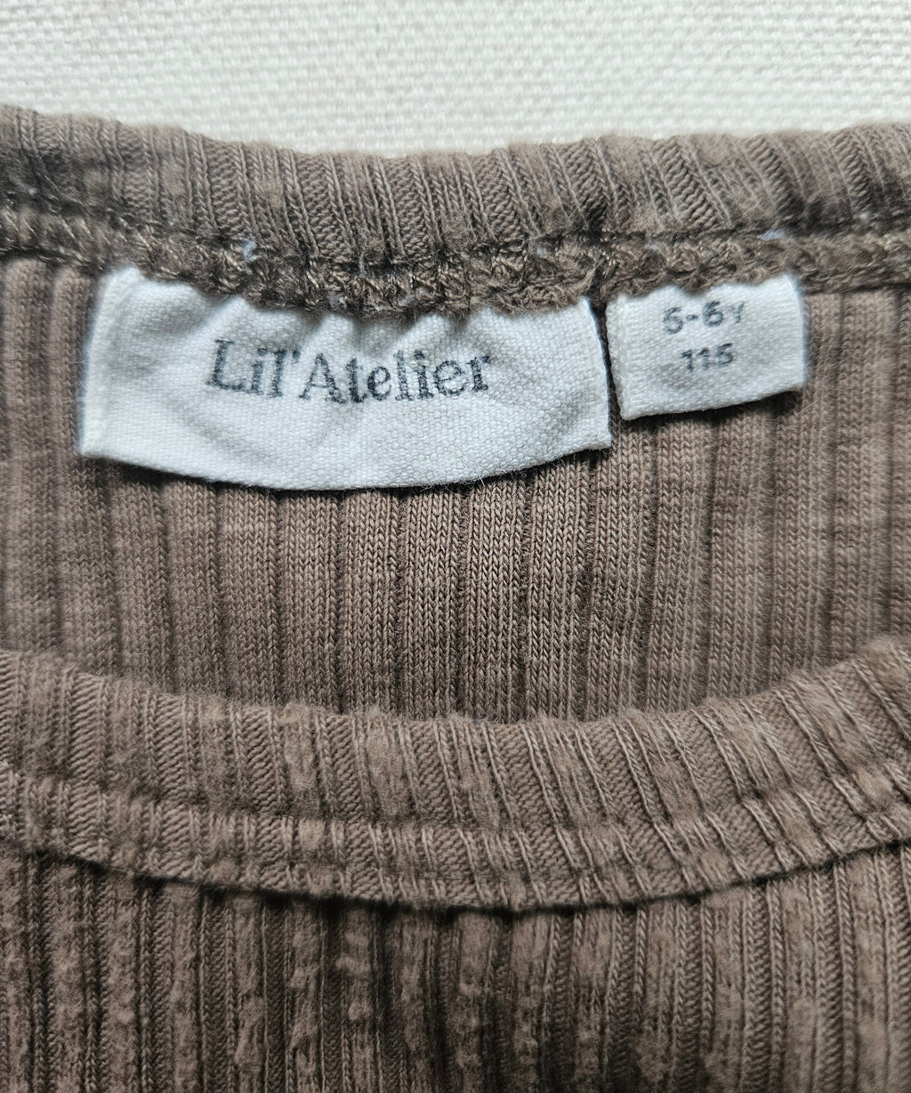 Lil’ Atelier Ripp-Langarmshirt mit Brusttasche  | Gr. 116