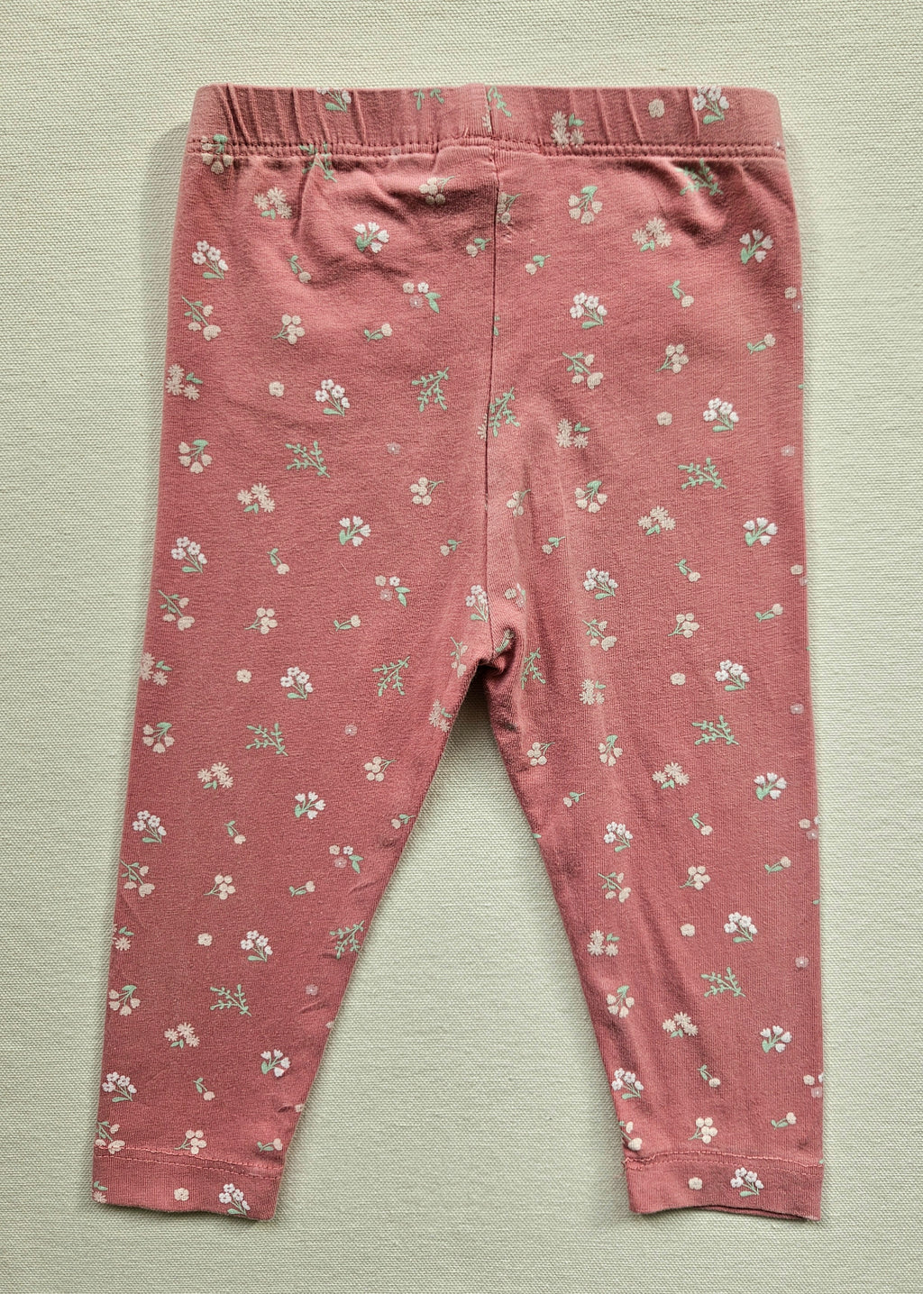 Liegelind Set mit Hasen-Shirt & Blumenleggings 🐰 | Gr. 74