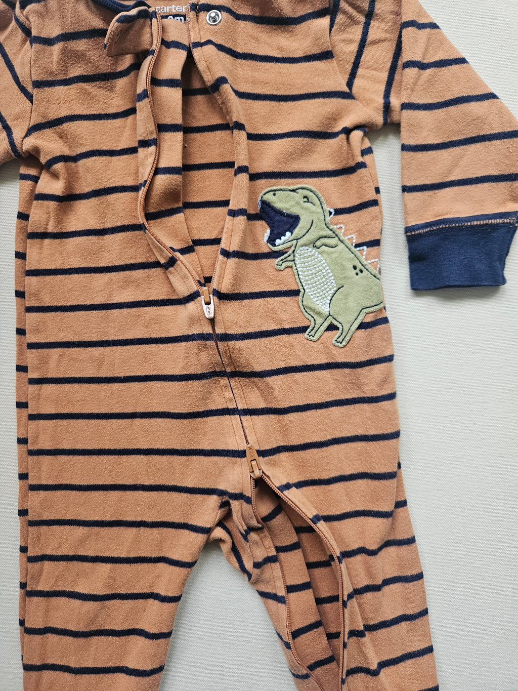 Carter’s Baby-Schlafanzug mit Dino 🦖 | Gr. 74
