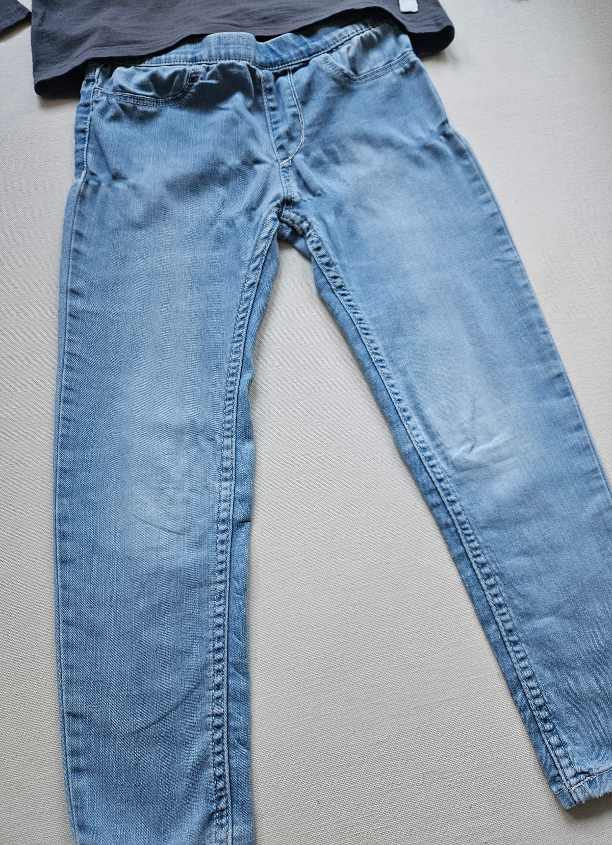 NEXT & H&M – 2-teiliges Mädchen-Outfit mit Jeggings | Gr. 110