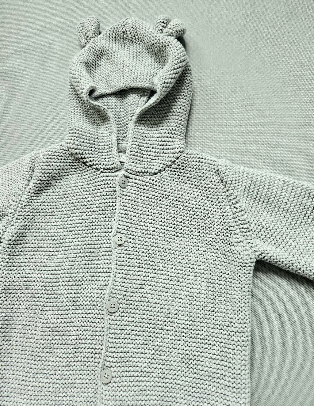 Next Strickjacke mit Öhrchen-Kapuze | Gr. 74