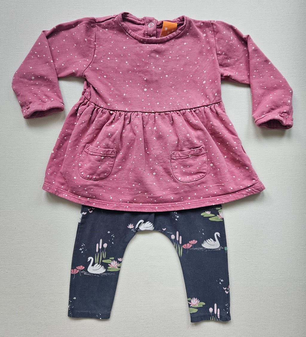 Pusblu Kleid & Next Baby Leggings – Schwanenprint 🦢 | Gr. 74