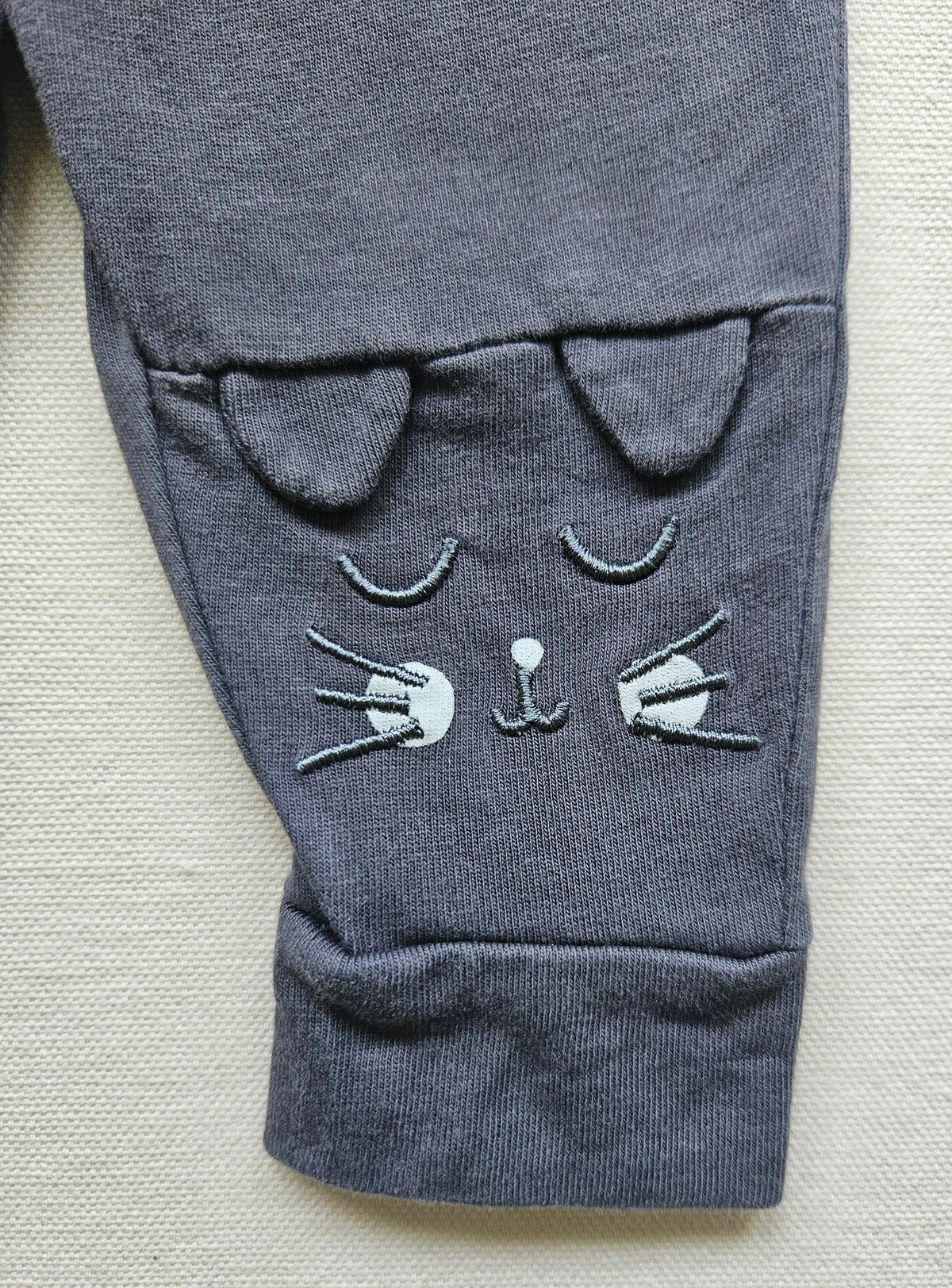 Vertbaudet Baby-Set mit Rüschen-Shirt & Katzenhose | Gr. 60
