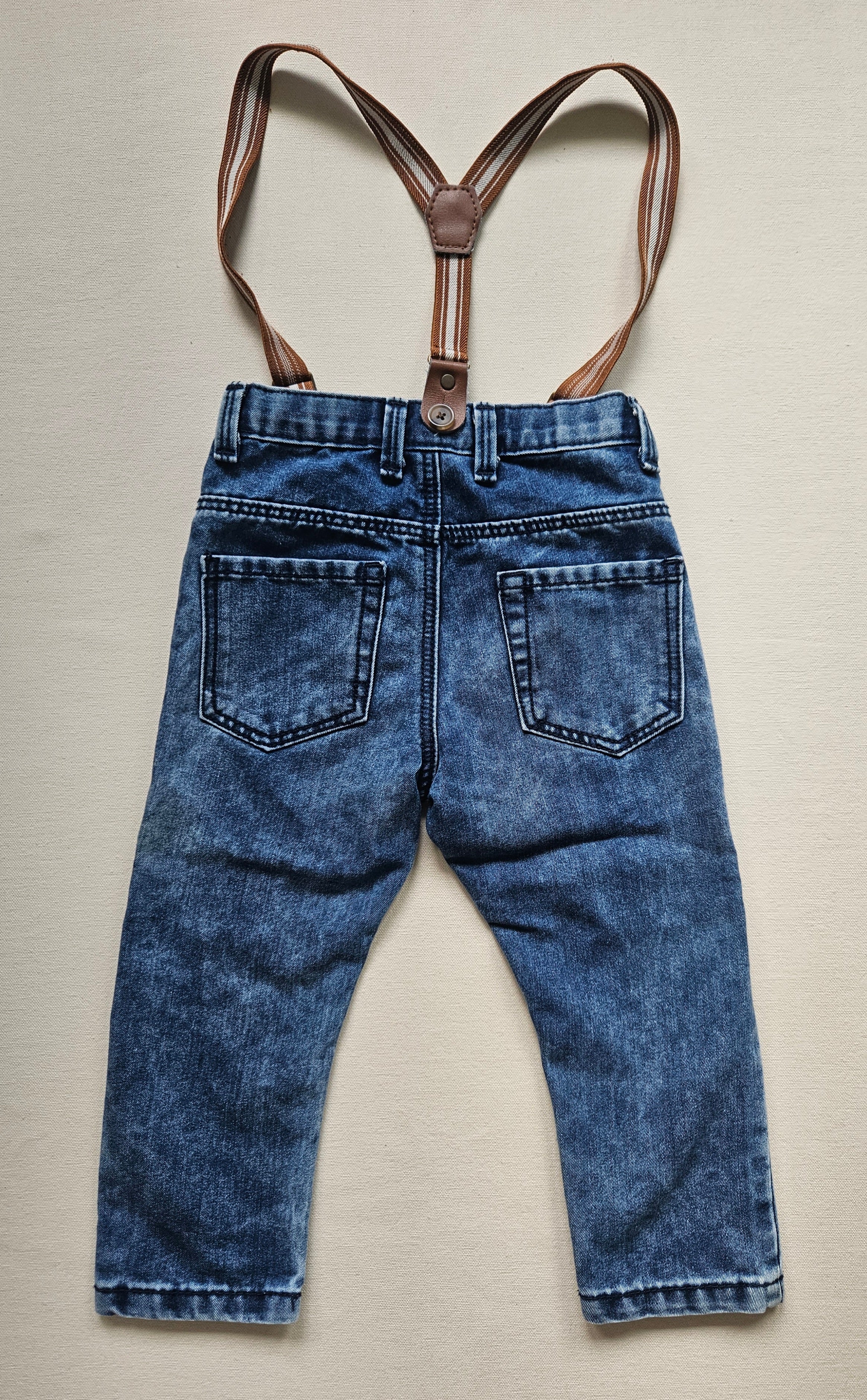 Hema Jeans mit Hosenträgern | Gr. 92