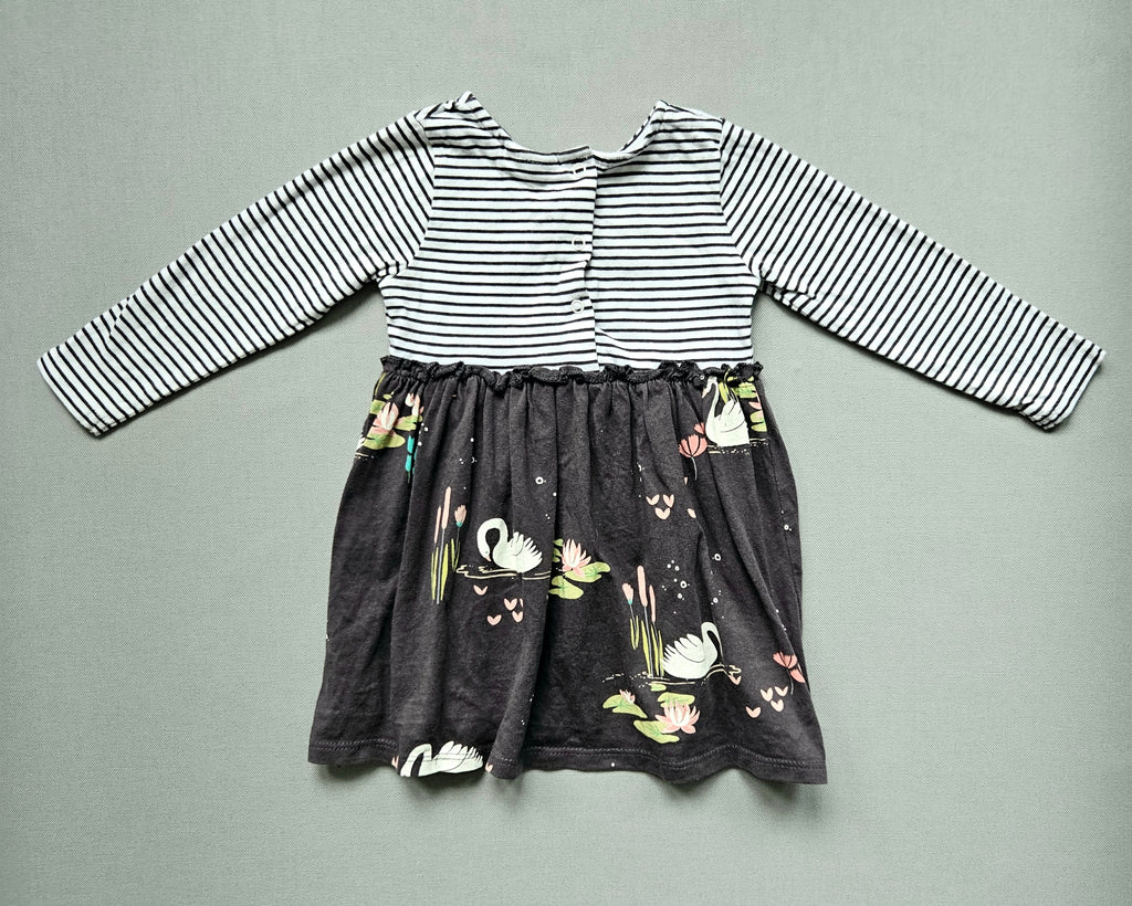 Next Kleid mit Schwanen-Print 🦢 | Gr. 74
