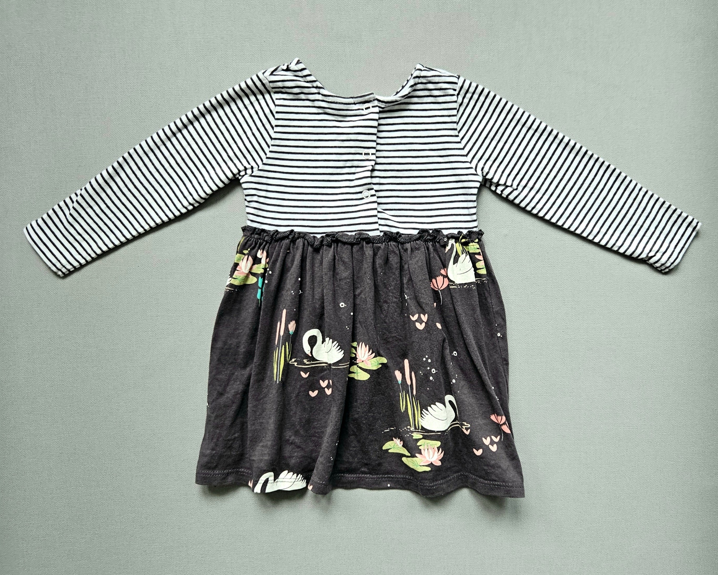 Next Kleid mit Schwanen-Print 🦢 | Gr. 74