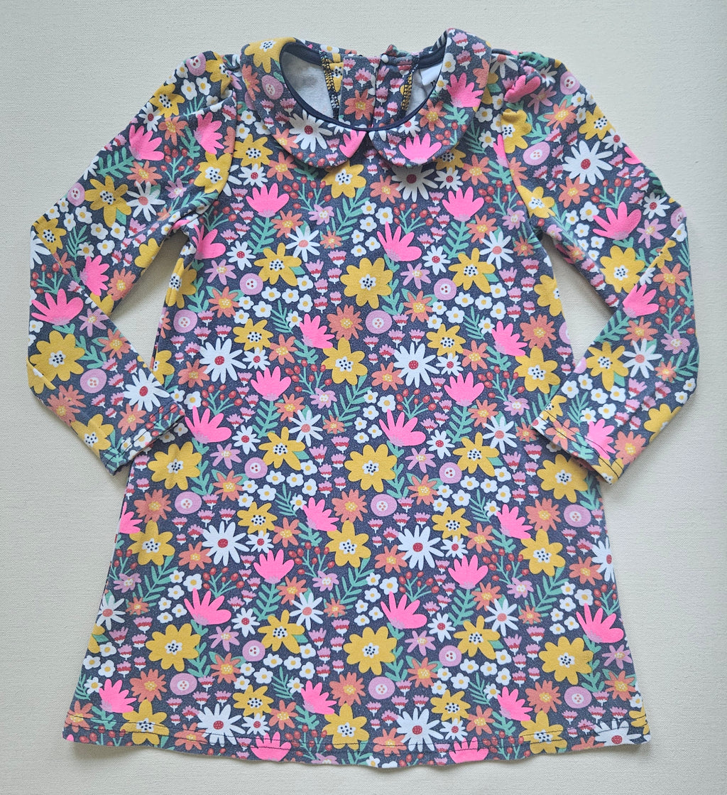 Nula Bug Blumenkleid mit Bubikragen 🌸 | Gr. 110