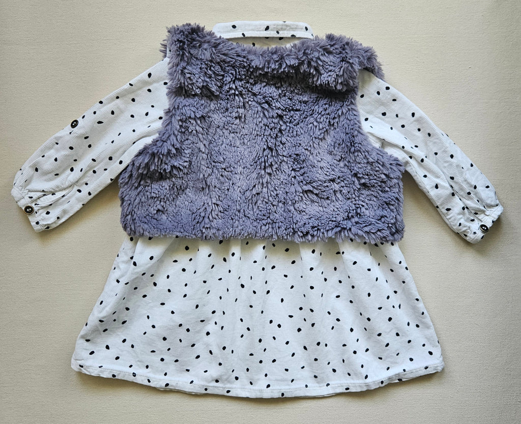 Next 2-teiliges Outfit Kleid & Kunstfellweste | Gr. 86/92