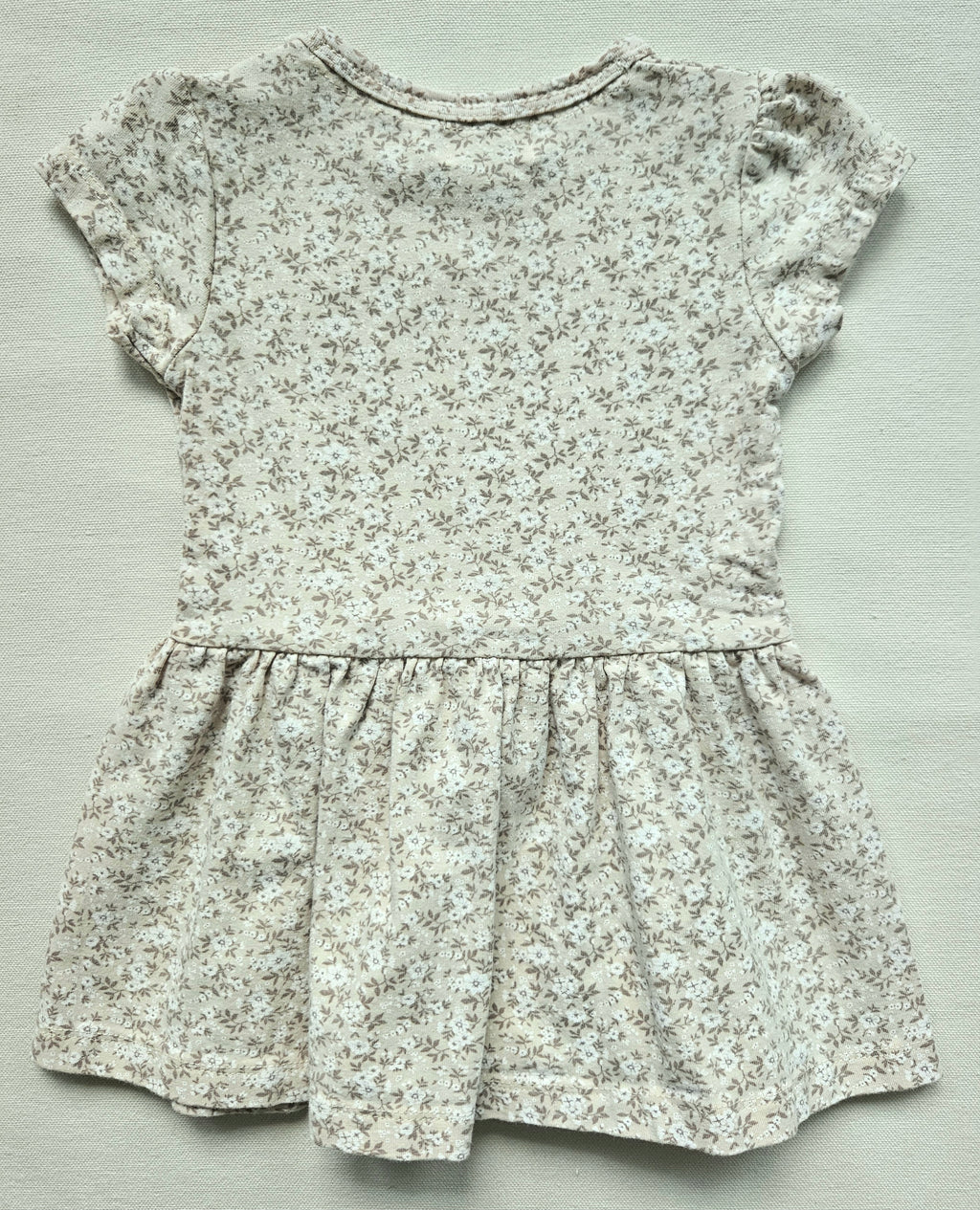 Dirkje Kleid mit Blumenmuster & Schleife | Gr. 74