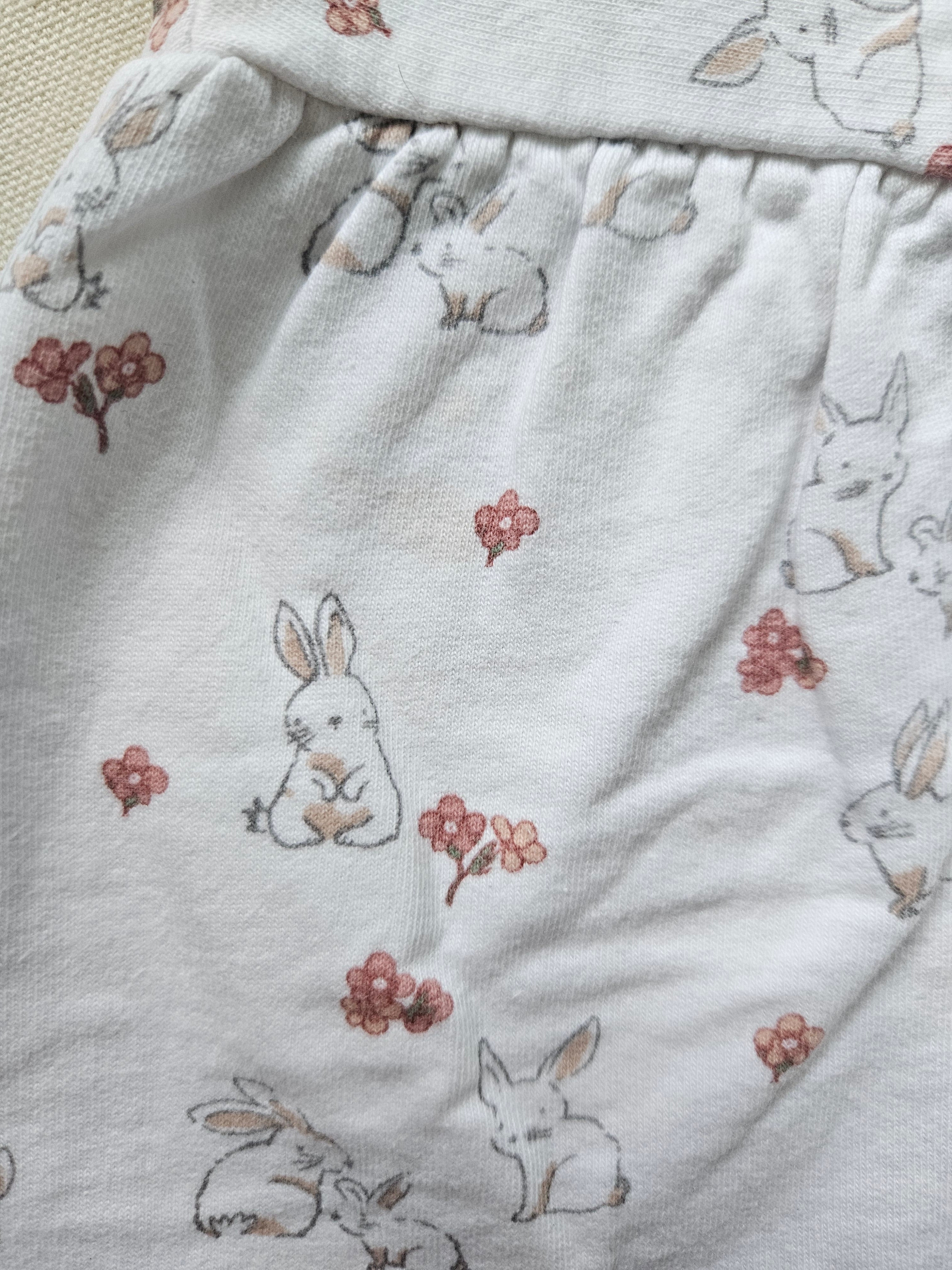 Next Pullover mit Hasenprint & Spitzenkragen 🐇 | Gr. 92