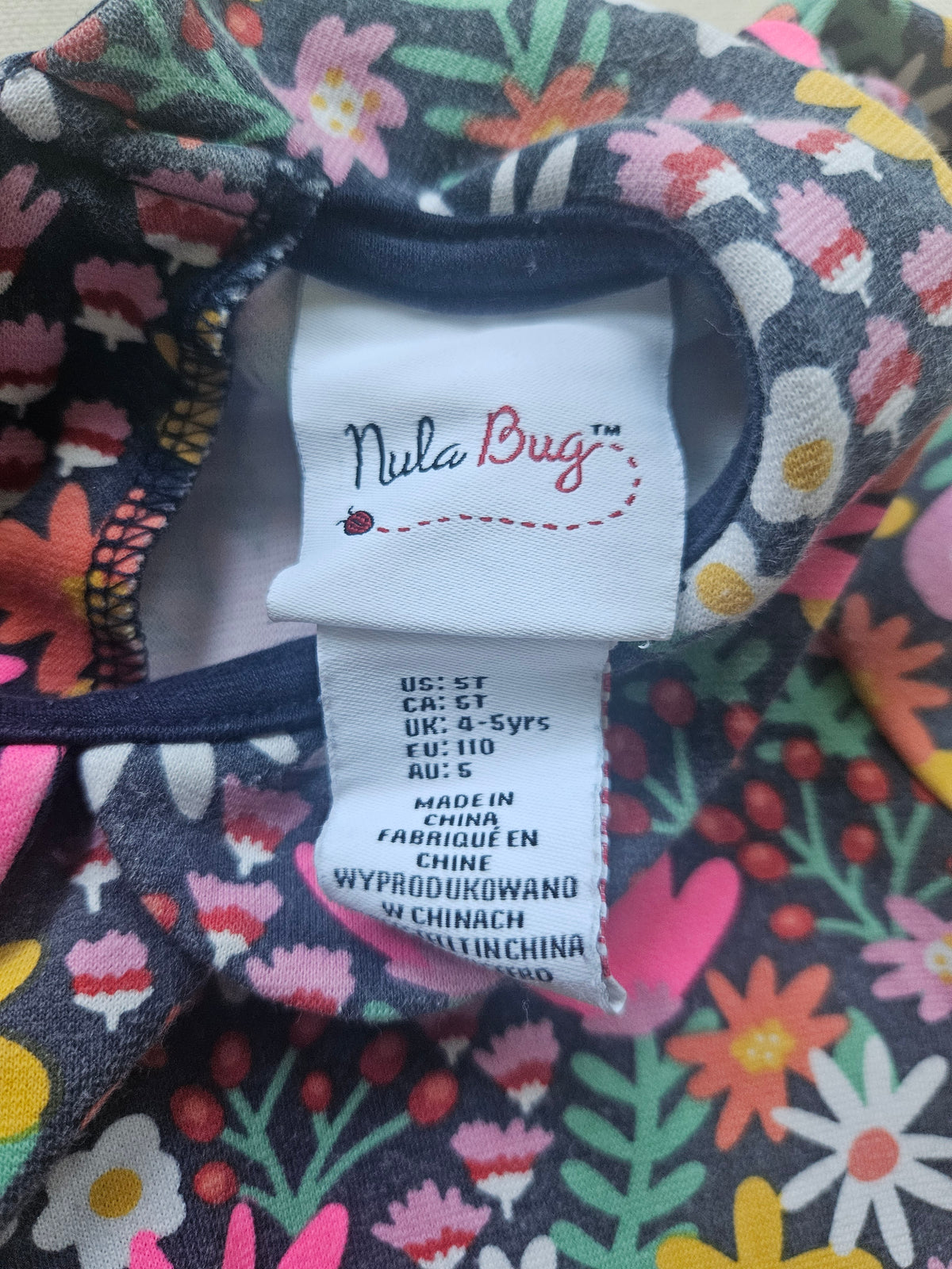 Nula Bug Blumenkleid mit Bubikragen 🌸 | Gr. 110
